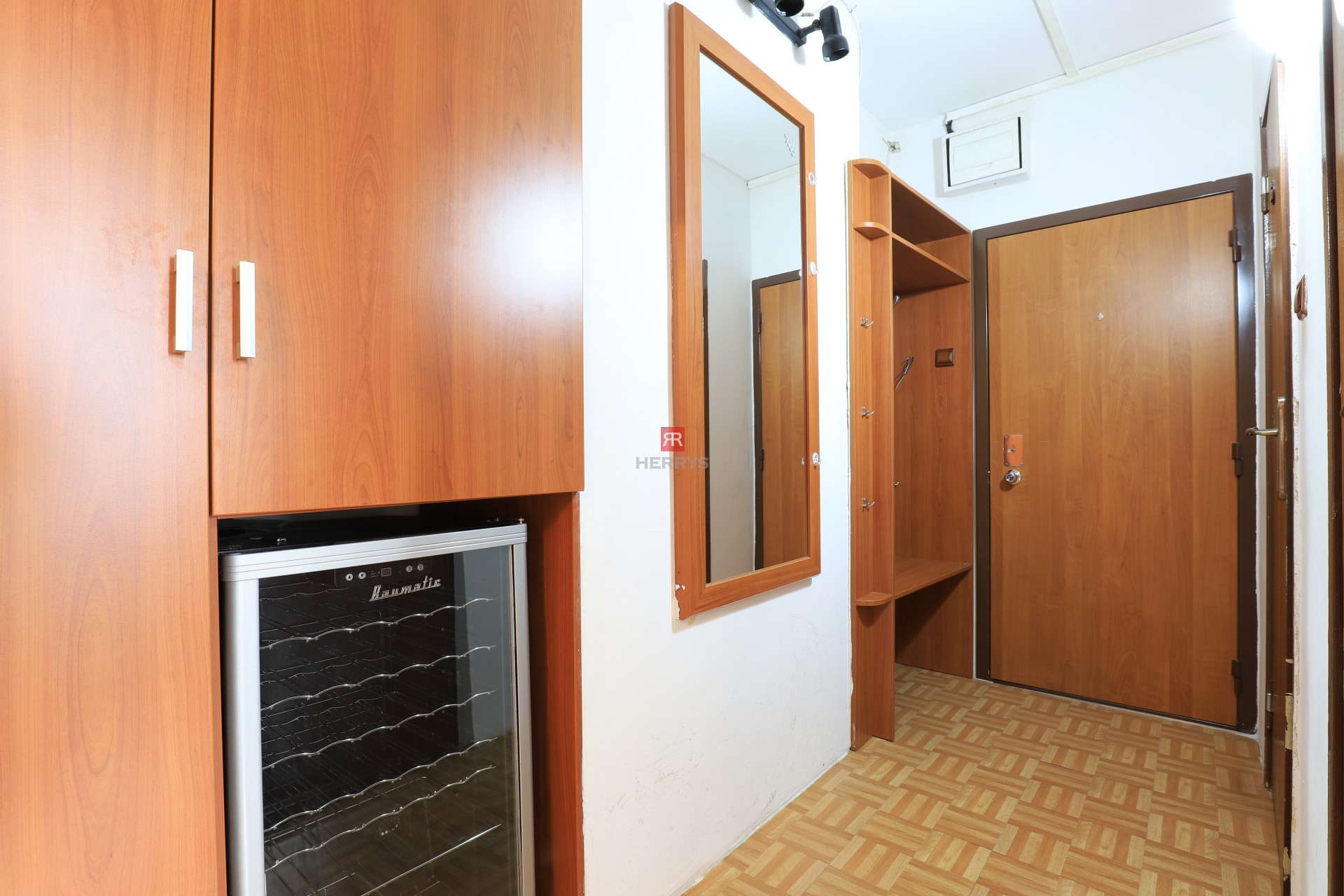 HERRYS for rent 1 bedroom apartment with separate kitchen on Lotyššská street, Podunajské Biskupice