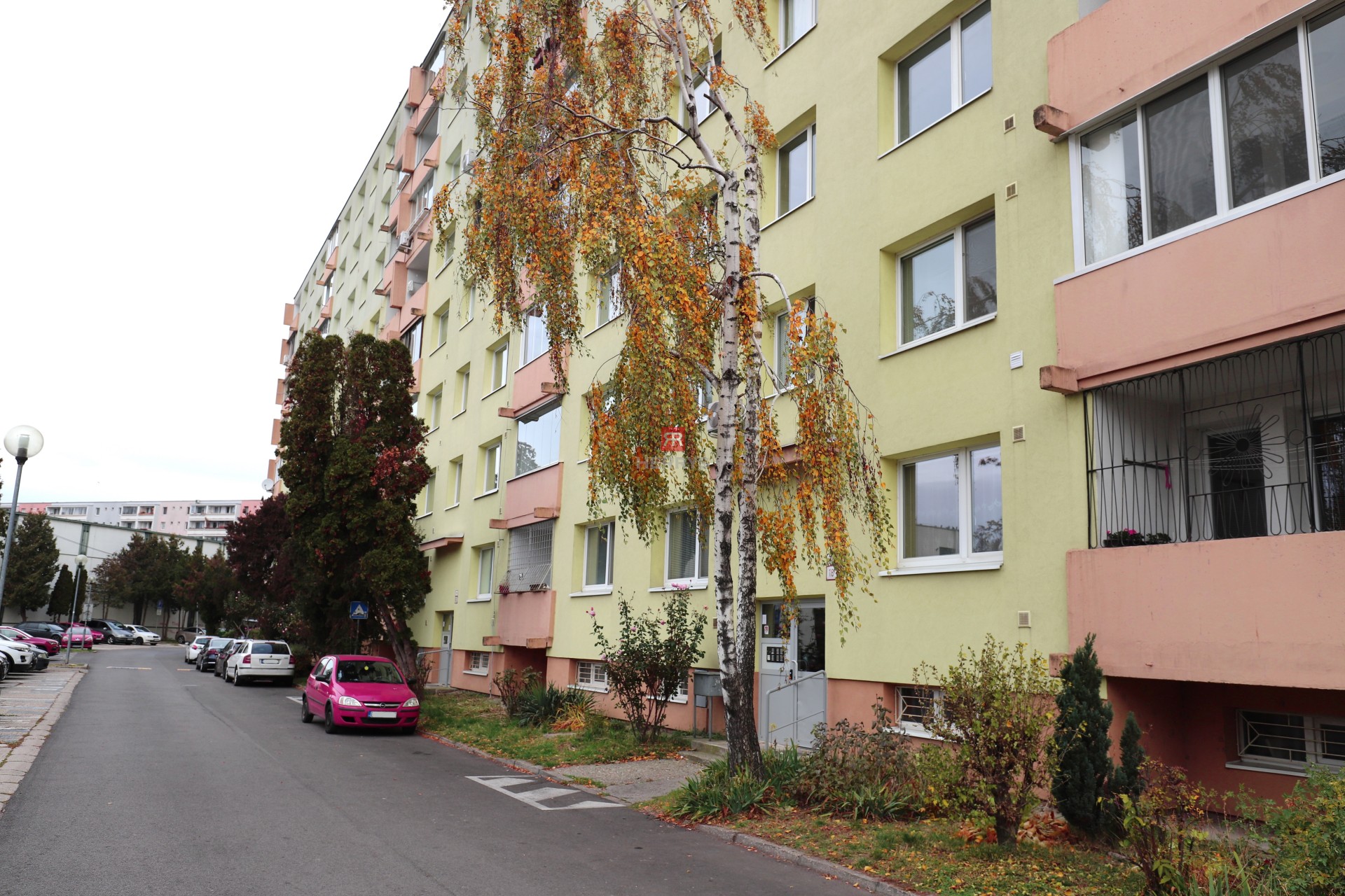 HERRYS for rent 1 bedroom apartment with separate kitchen on Lotyššská street, Podunajské Biskupice