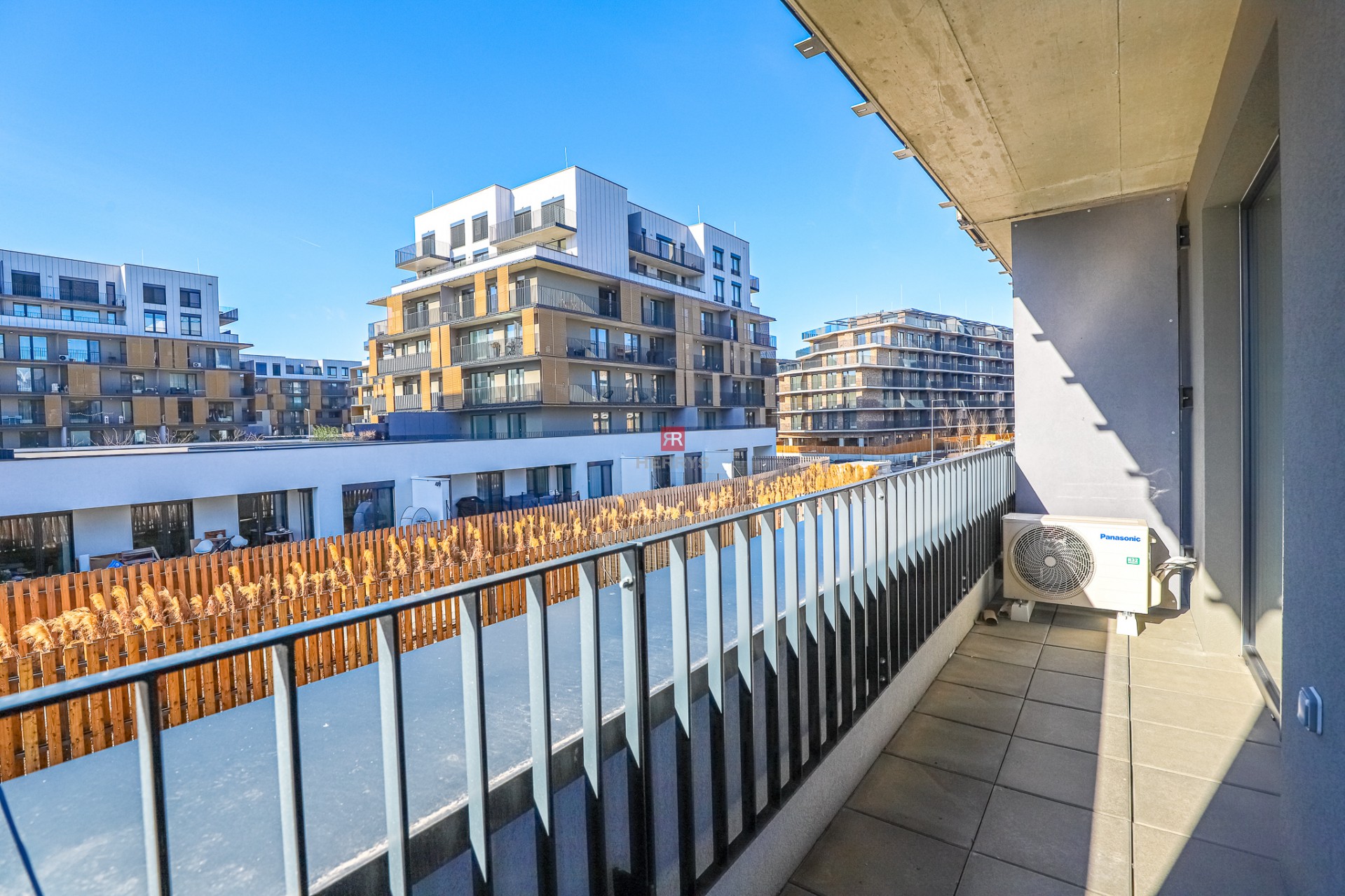 HERRYS - Cozy 1.5-bedroom apartment for rent with a loggia and parking in Slnečnice-Viladomy