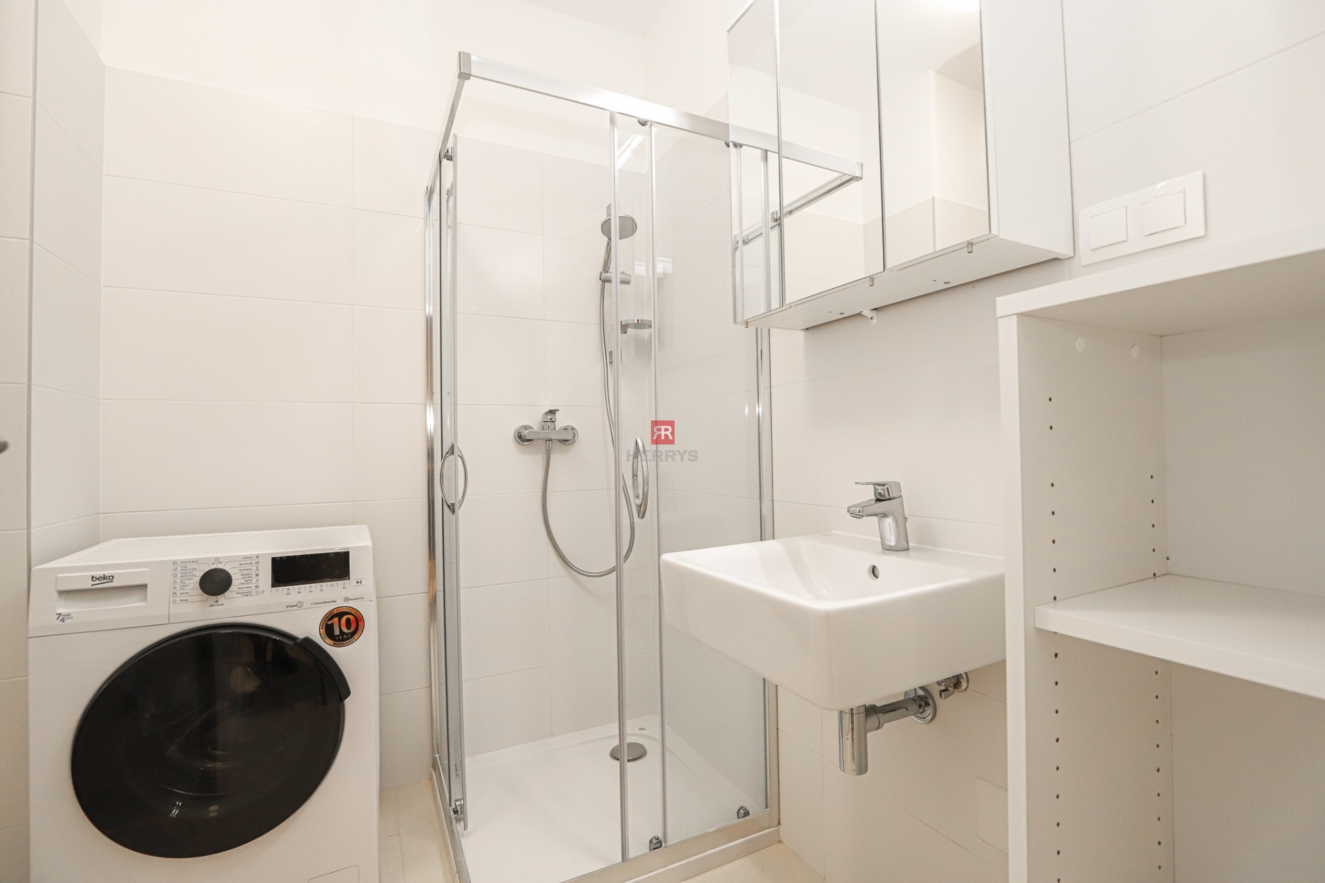 HERRYS - Cozy 1.5-bedroom apartment for rent with a loggia and parking in Slnečnice-Viladomy