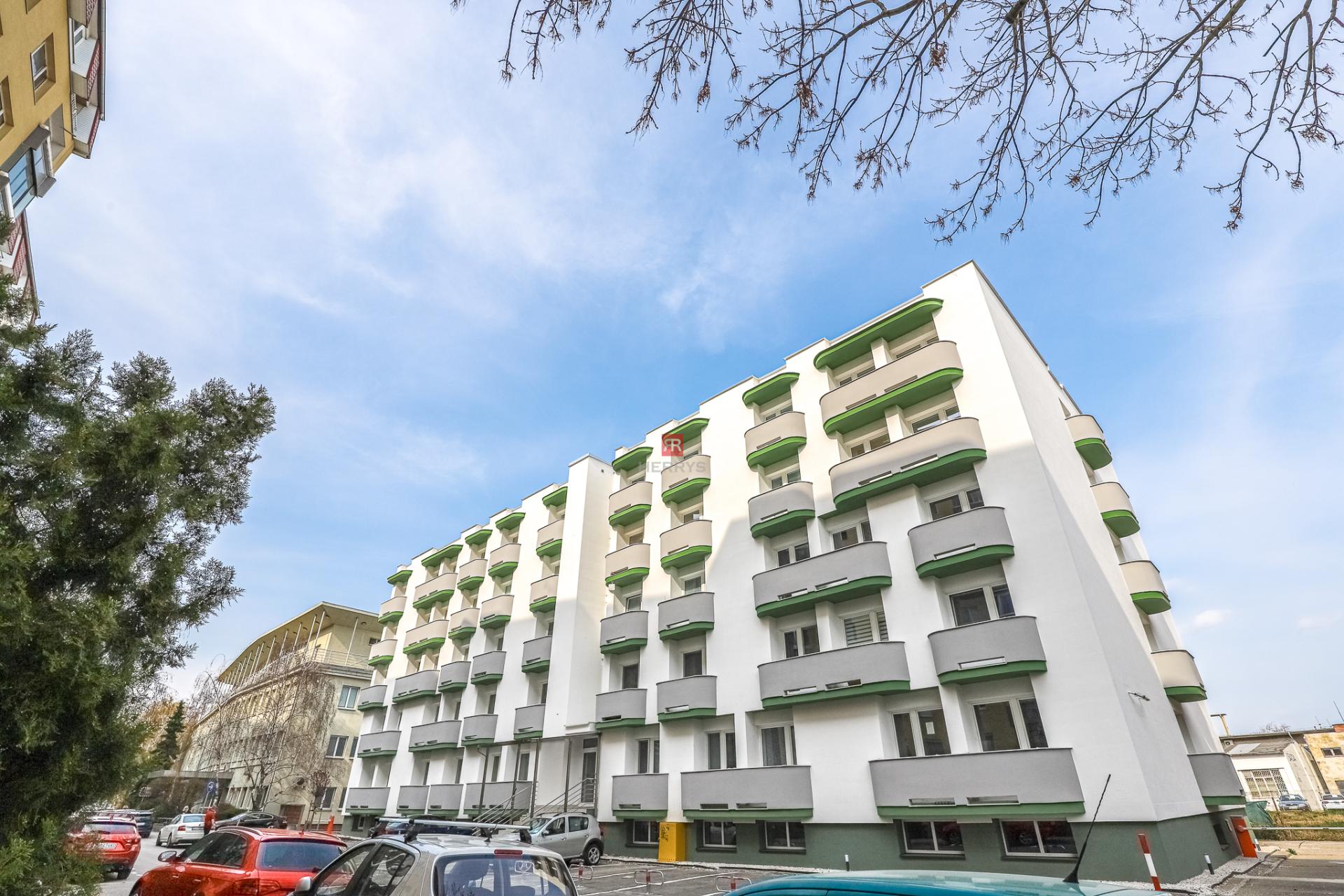 HERRYS - For rent a 1 room apartment with parking in a new building on Ondavská