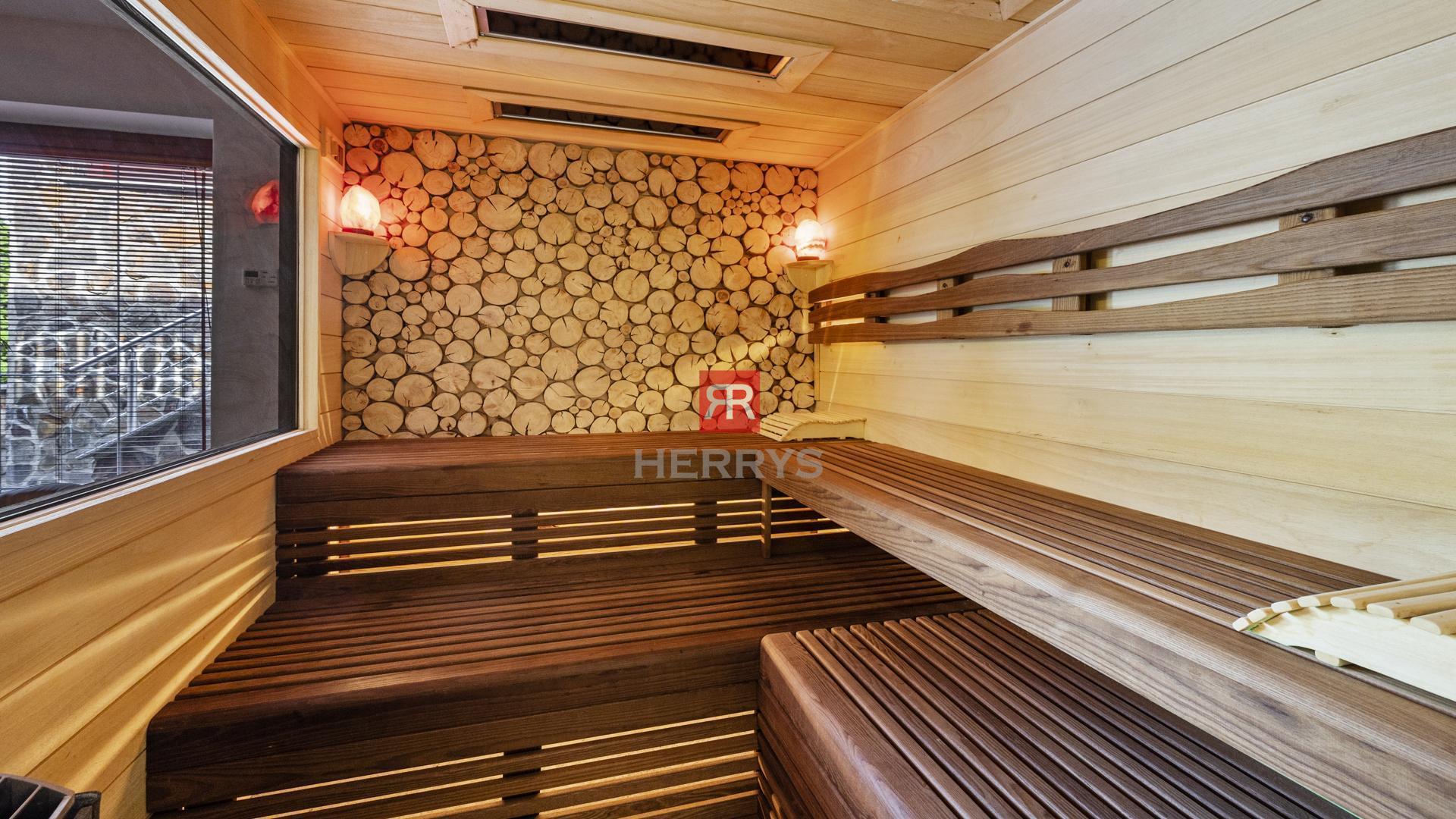 HERRYS - Na predaj exkluzívna usadlosť v prekrásnom prostredí v obci Terchová