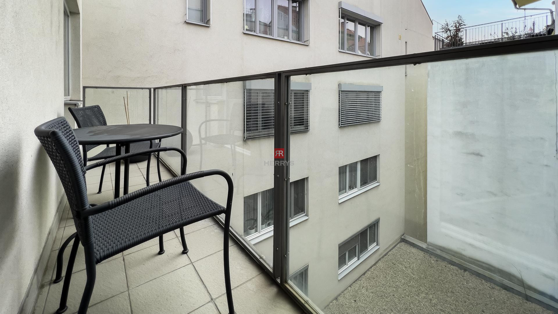 HERRYS, For rent cozy 2 bedroom apartment with a garage in the Podjavorinska Residence