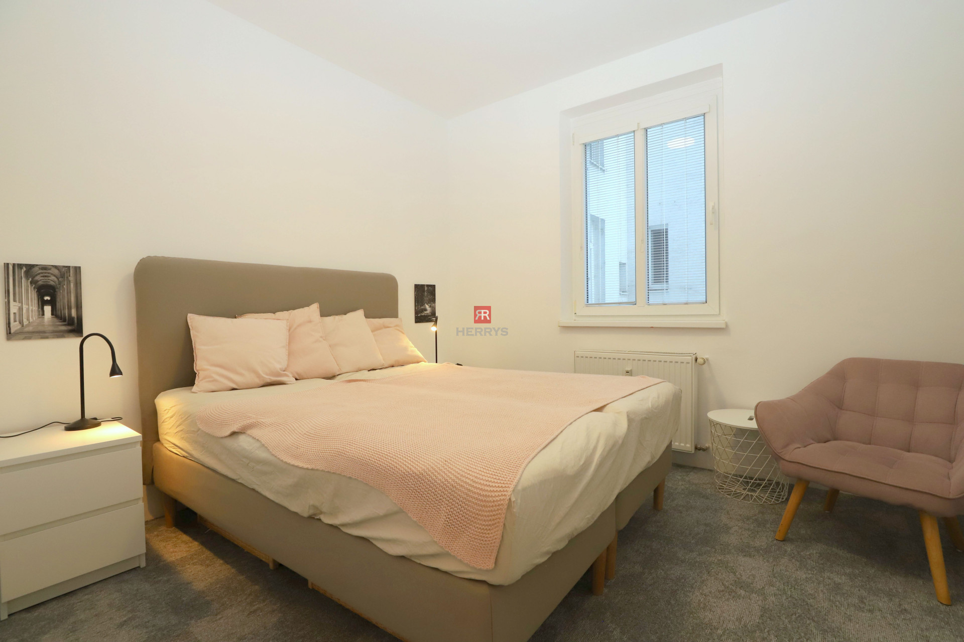 HERRYS - Na prenájom kompletne zariadený 3 - izbový byt na Vajnorskej ulici v objekte Nová Doba I.