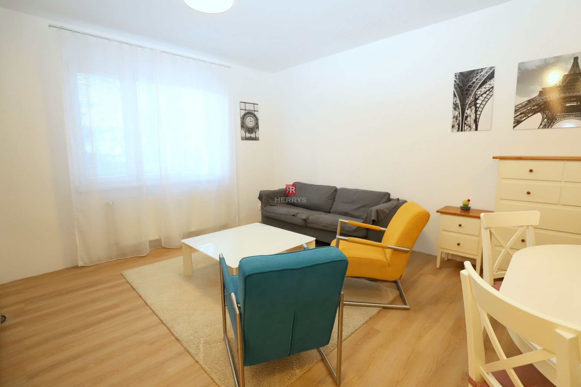 HERRYS - Na prenájom kompletne zariadený 3 - izbový byt na Vajnorskej ulici v objekte Nová Doba I.