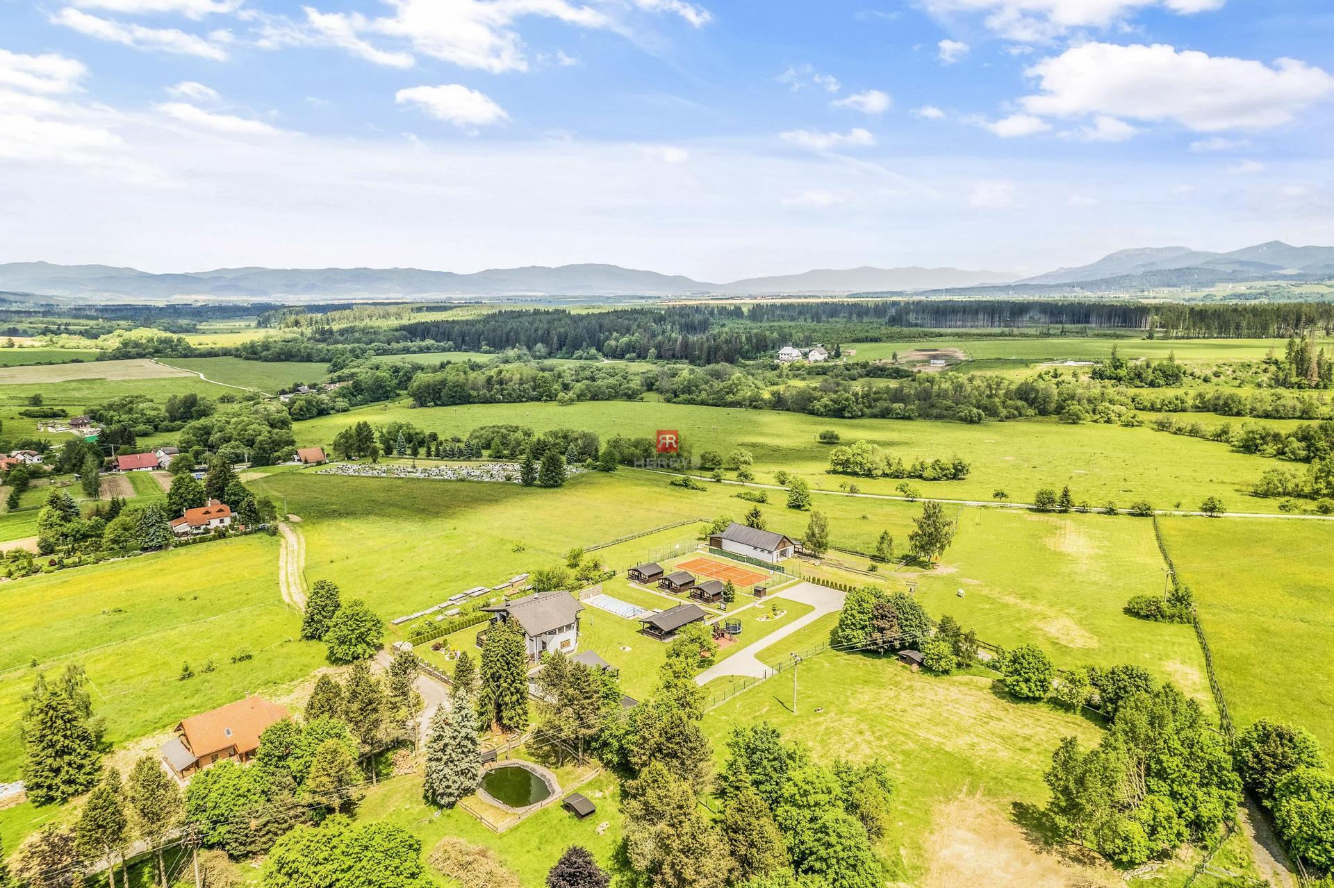 HERRYS - exclusive estate for sale in the beautiful surroundings of Turiec