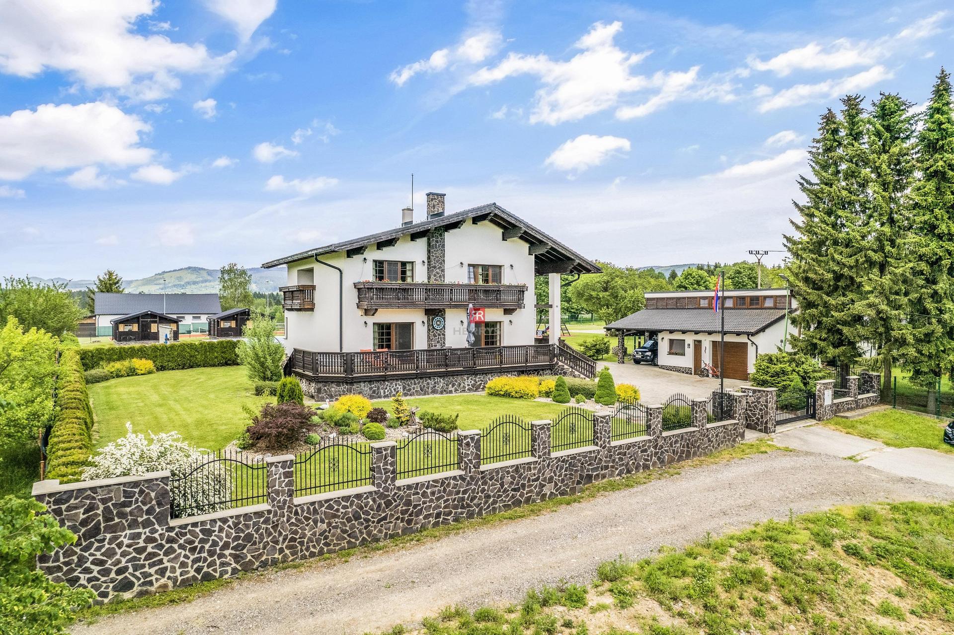 HERRYS - exclusive estate for sale in the beautiful surroundings of Turiec