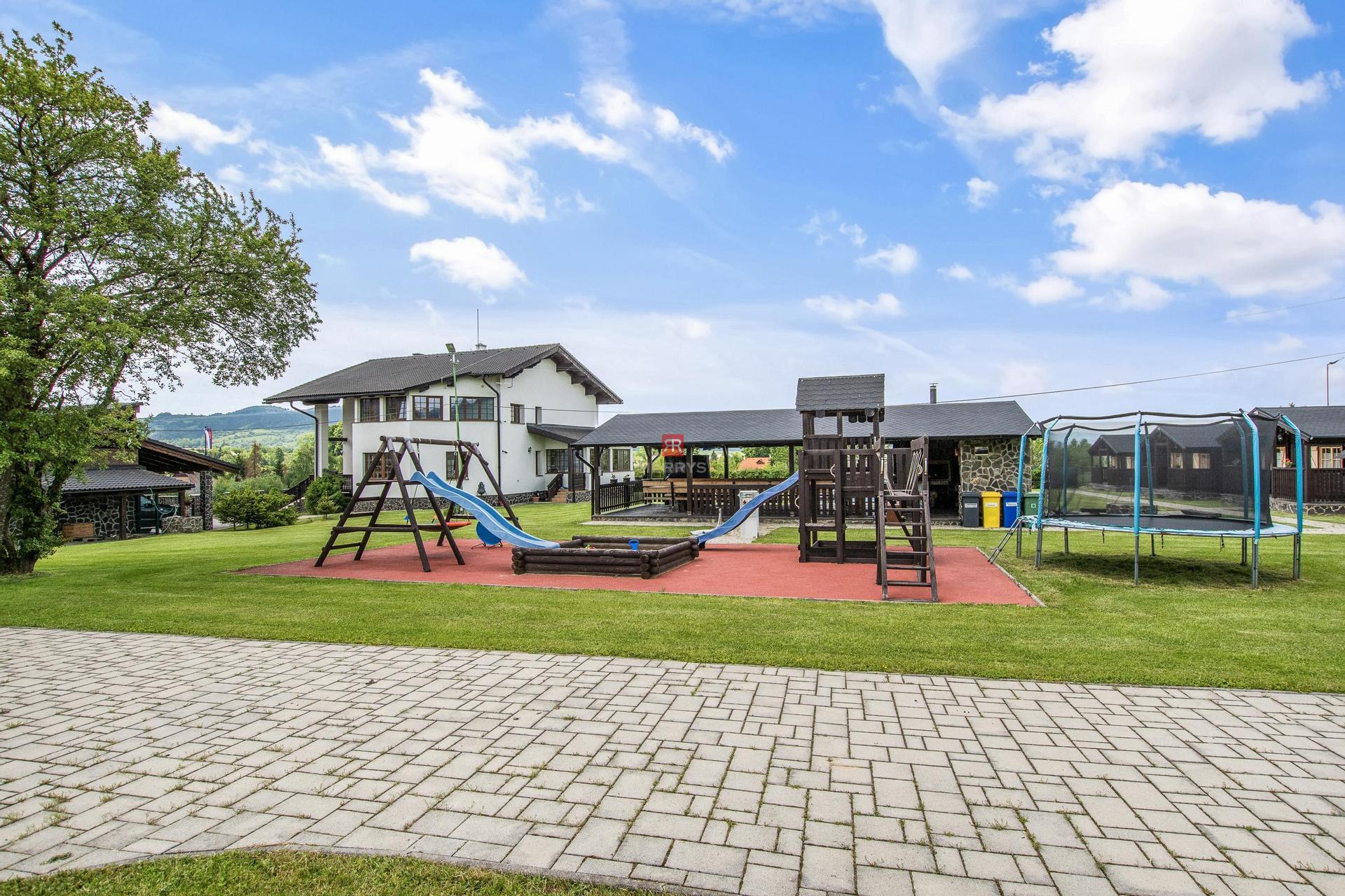 HERRYS - exclusive estate for sale in the beautiful surroundings of Turiec