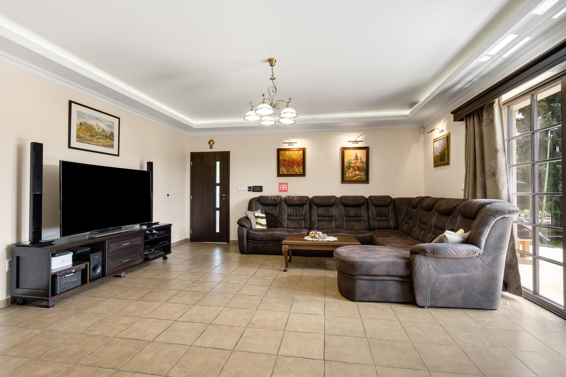 HERRYS - exclusive estate for sale in the beautiful surroundings of Turiec