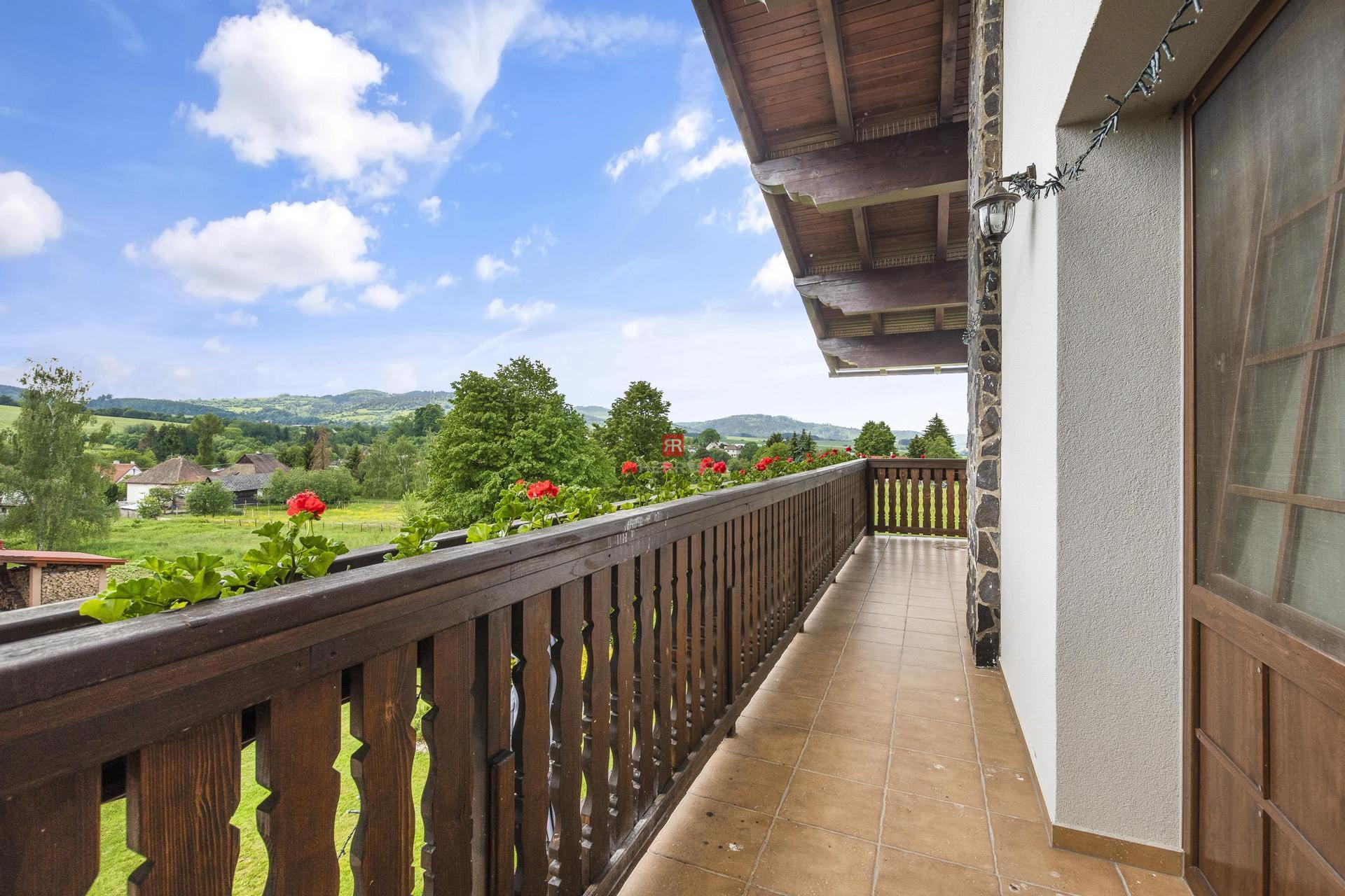 HERRYS - exclusive estate for sale in the beautiful surroundings of Turiec
