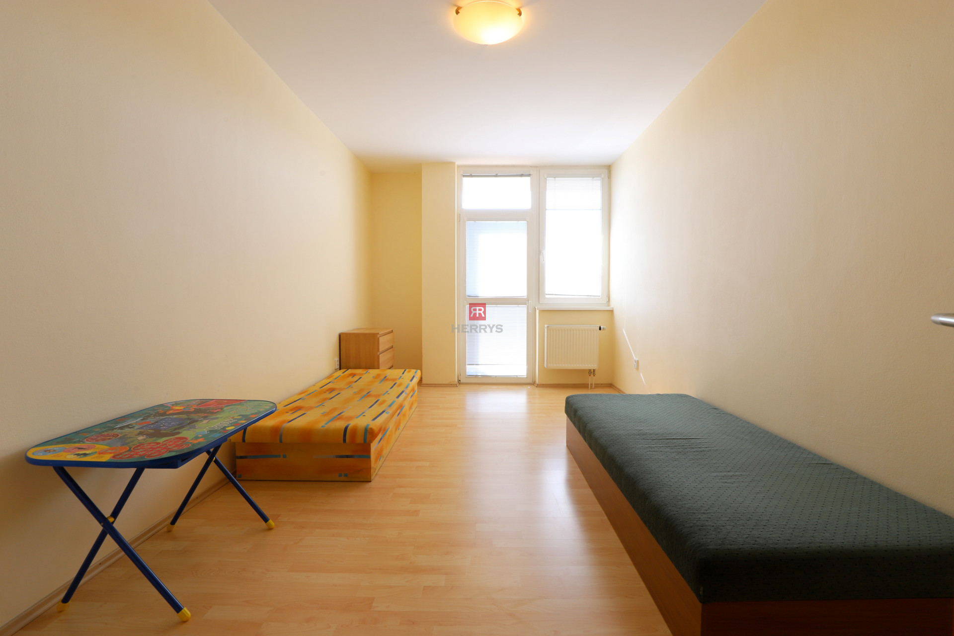 HERRYS - Fully furnished large 4-room apartment for rent in Vrakuni-Armenska street