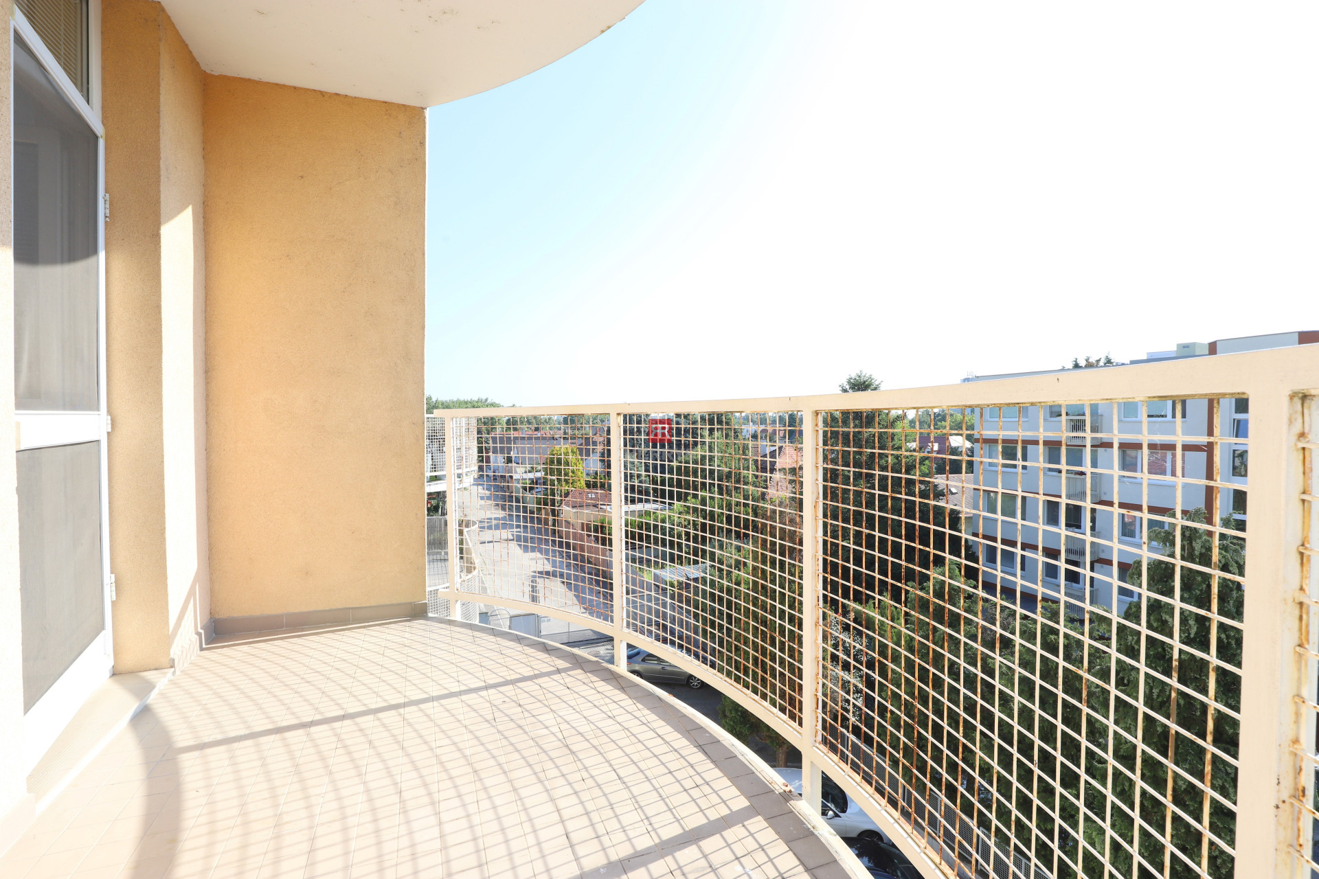 HERRYS - Fully furnished large 4-room apartment for rent in Vrakuni-Armenska street