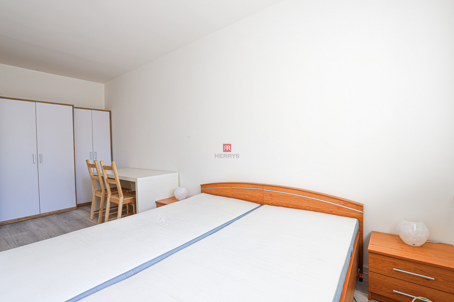 HERRYS - For rent, completely renovated 2-room apartment on Osuského Street.