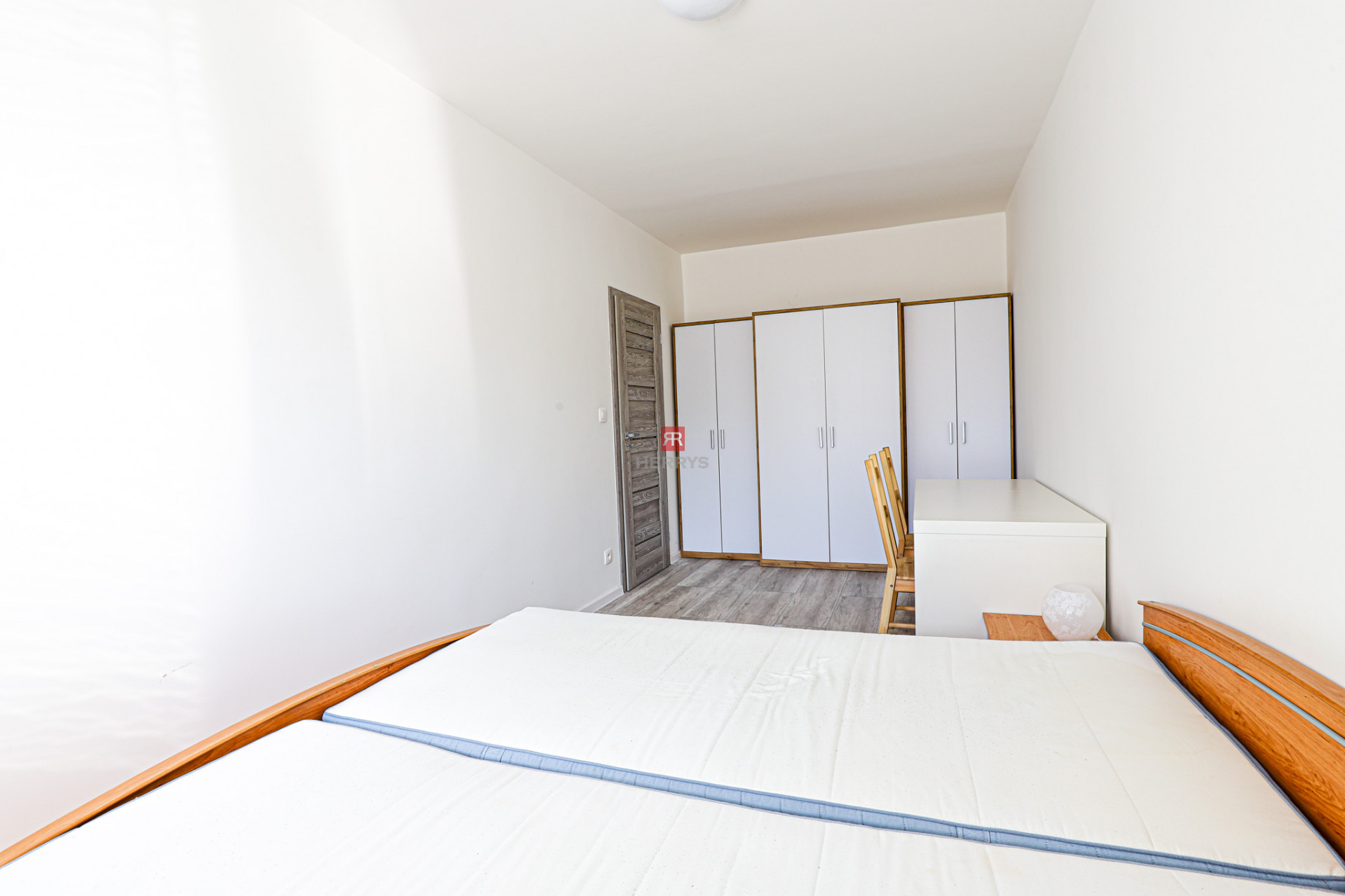 HERRYS - For rent, completely renovated 2-room apartment on Osuského Street.