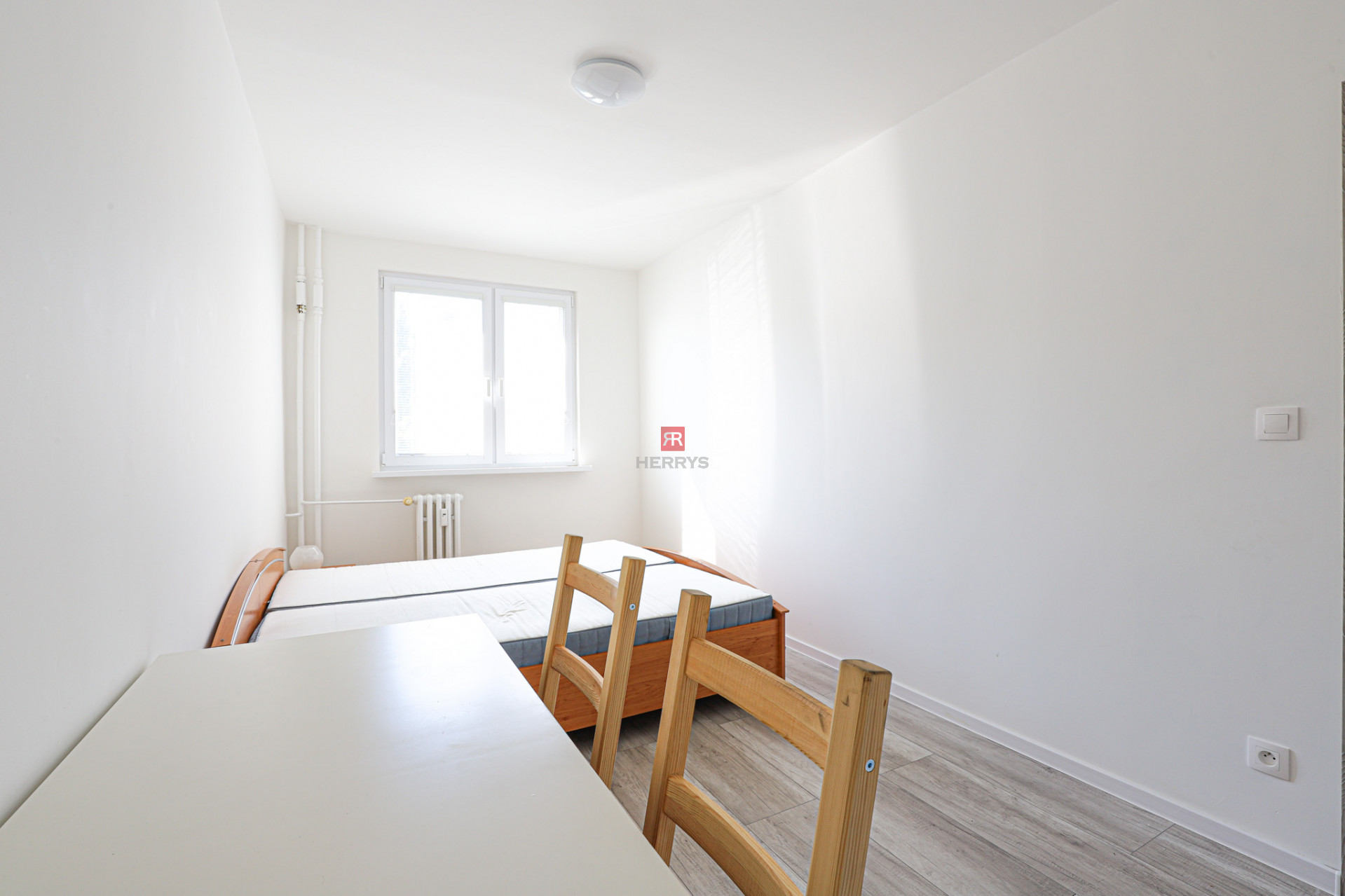 HERRYS - For rent, completely renovated 2-room apartment on Osuského Street.