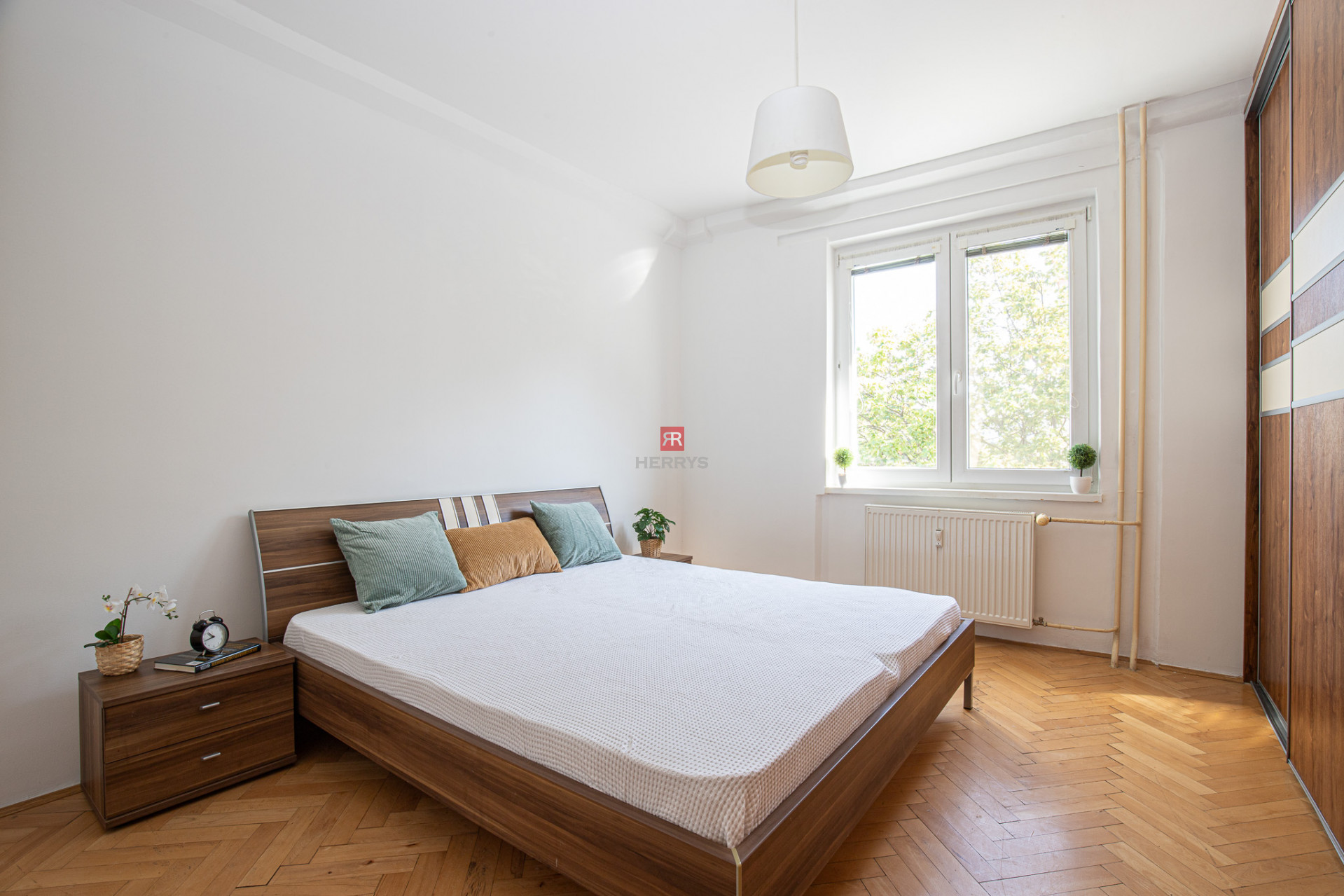 HERRYS - Na prenájom priestranný 3 izbový byt v lokalite Nivy s internetom a TV