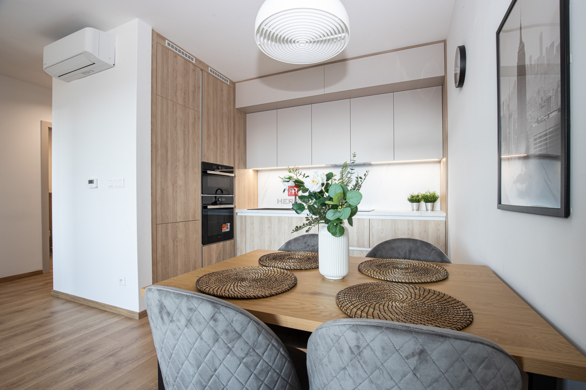 HERRYS - Na prenájom 2-izbový apartmán v&nbsp;novostavbe Bazová s&nbsp;garážovým státím