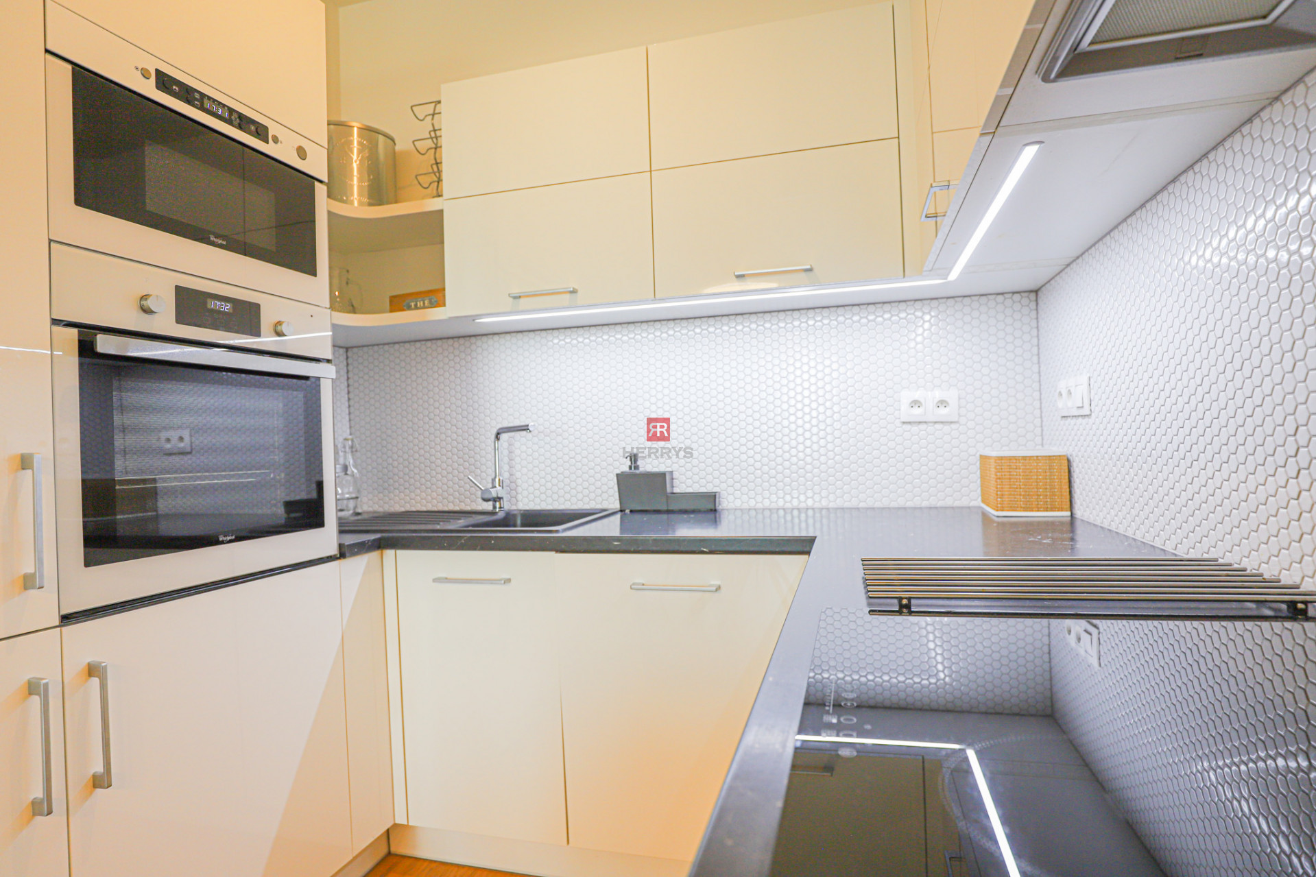 HERRYS - For rent, lucrative 2-room apartment in the PANORAMA project