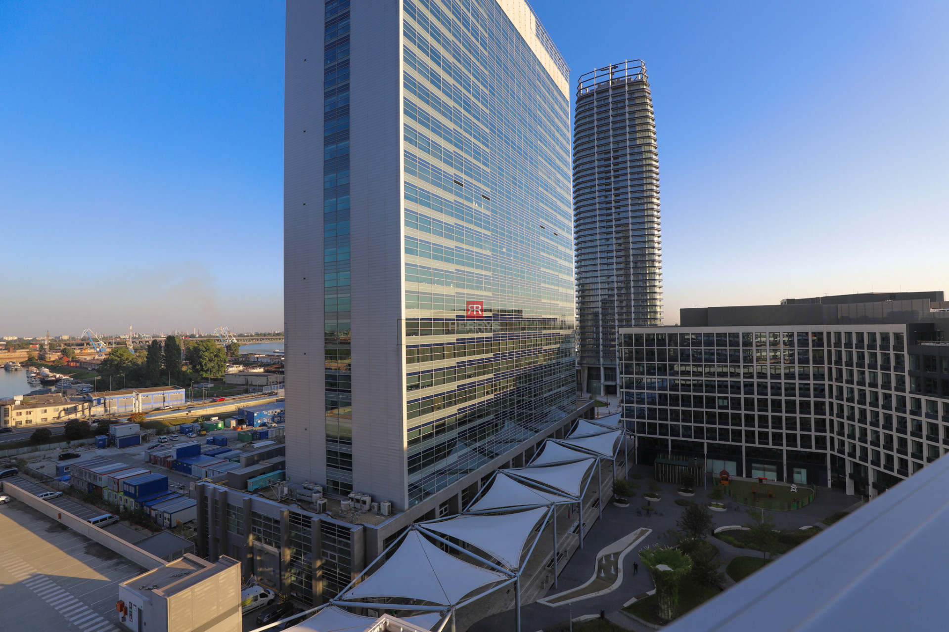 HERRYS - For rent, lucrative 2-room apartment in the PANORAMA project