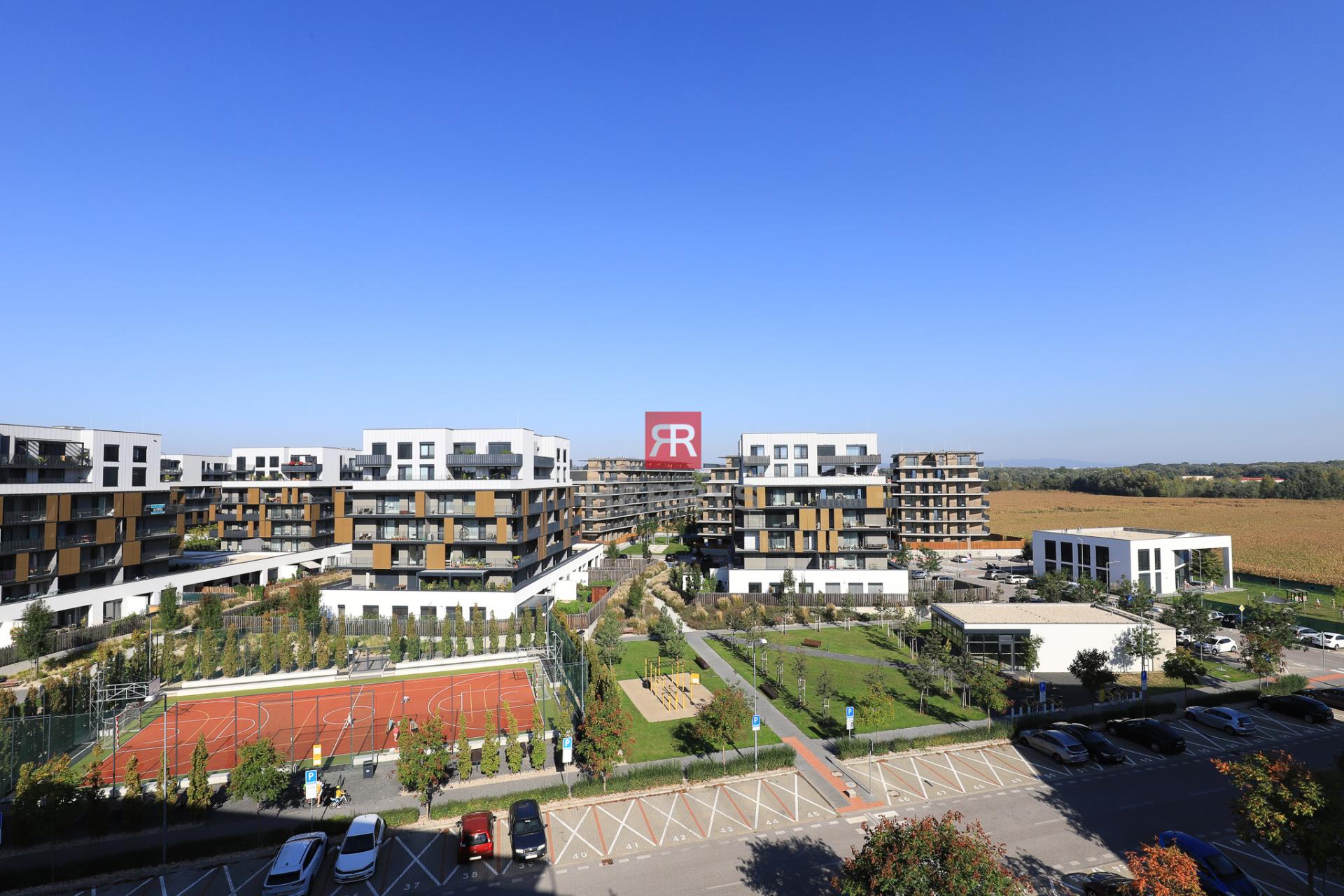 HERRYS - Na prenájom priestranný 4-izbový byt v novostavbe s terasou