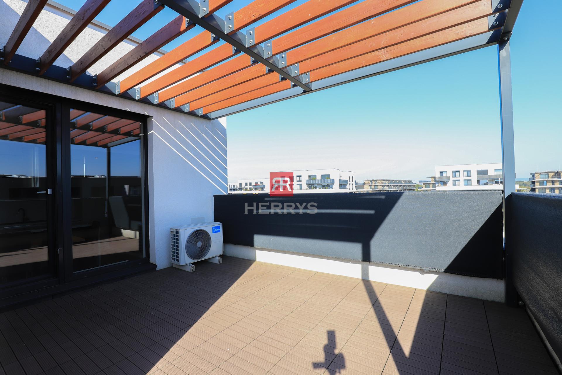 HERRYS - Na prenájom priestranný 4-izbový byt v novostavbe s terasou