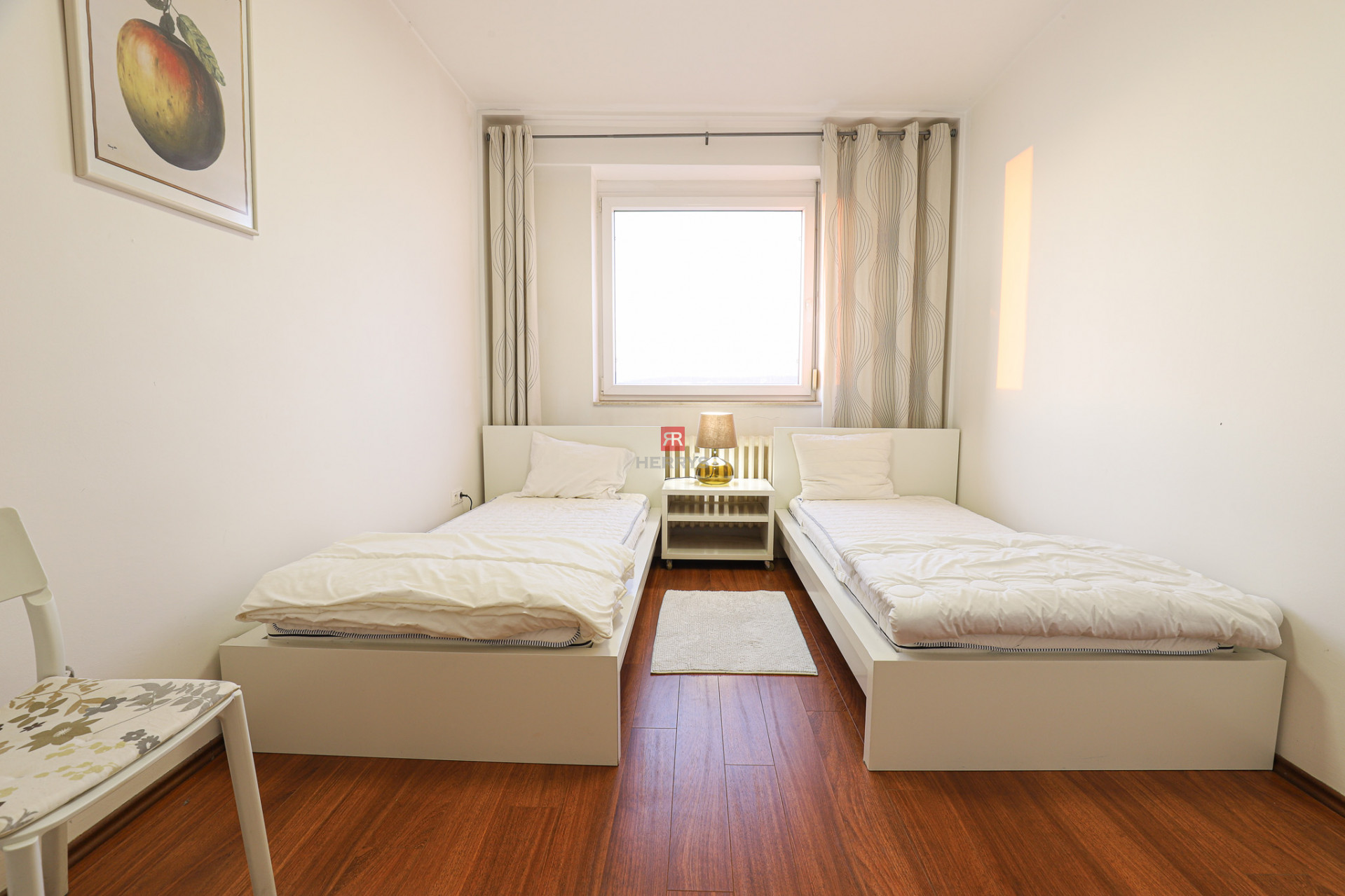 HERRYS - For rent 4-room apartment on ul. Martinengova in the Old Town