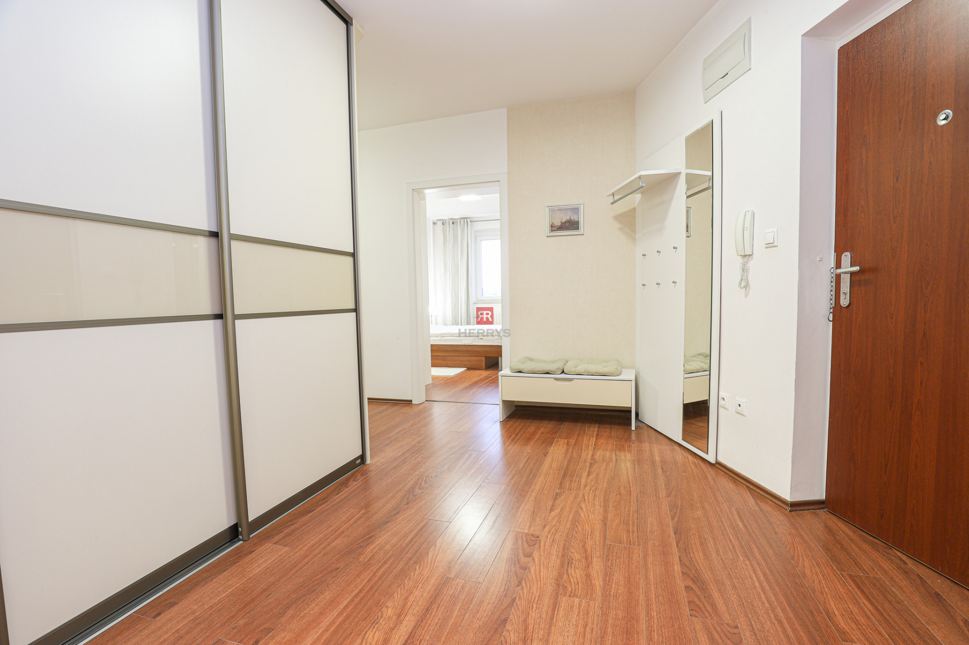 HERRYS - For rent 4-room apartment on ul. Martinengova in the Old Town