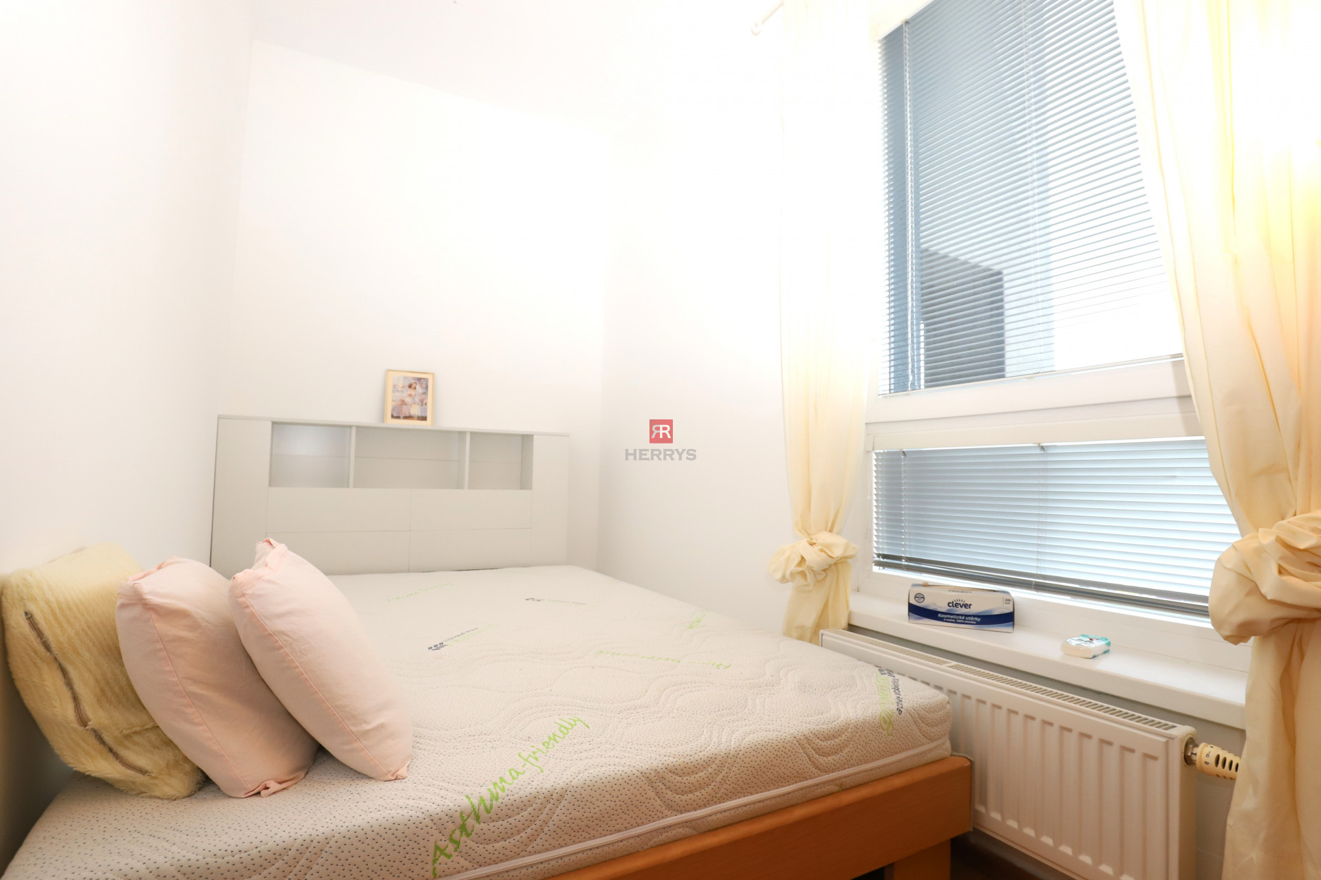 HERRYS - Na prenájom pekný 2 izbový byt s balkónom v Petržalke