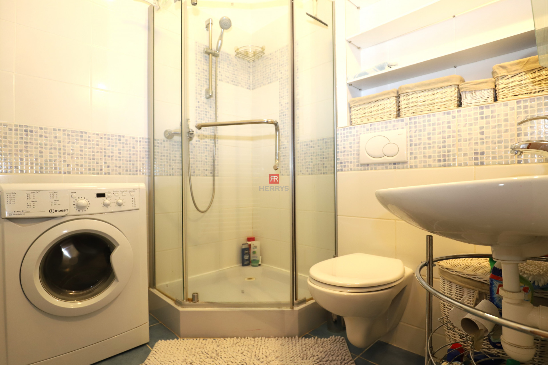 HERRYS - Na prenájom pekný 2 izbový byt s balkónom v Petržalke