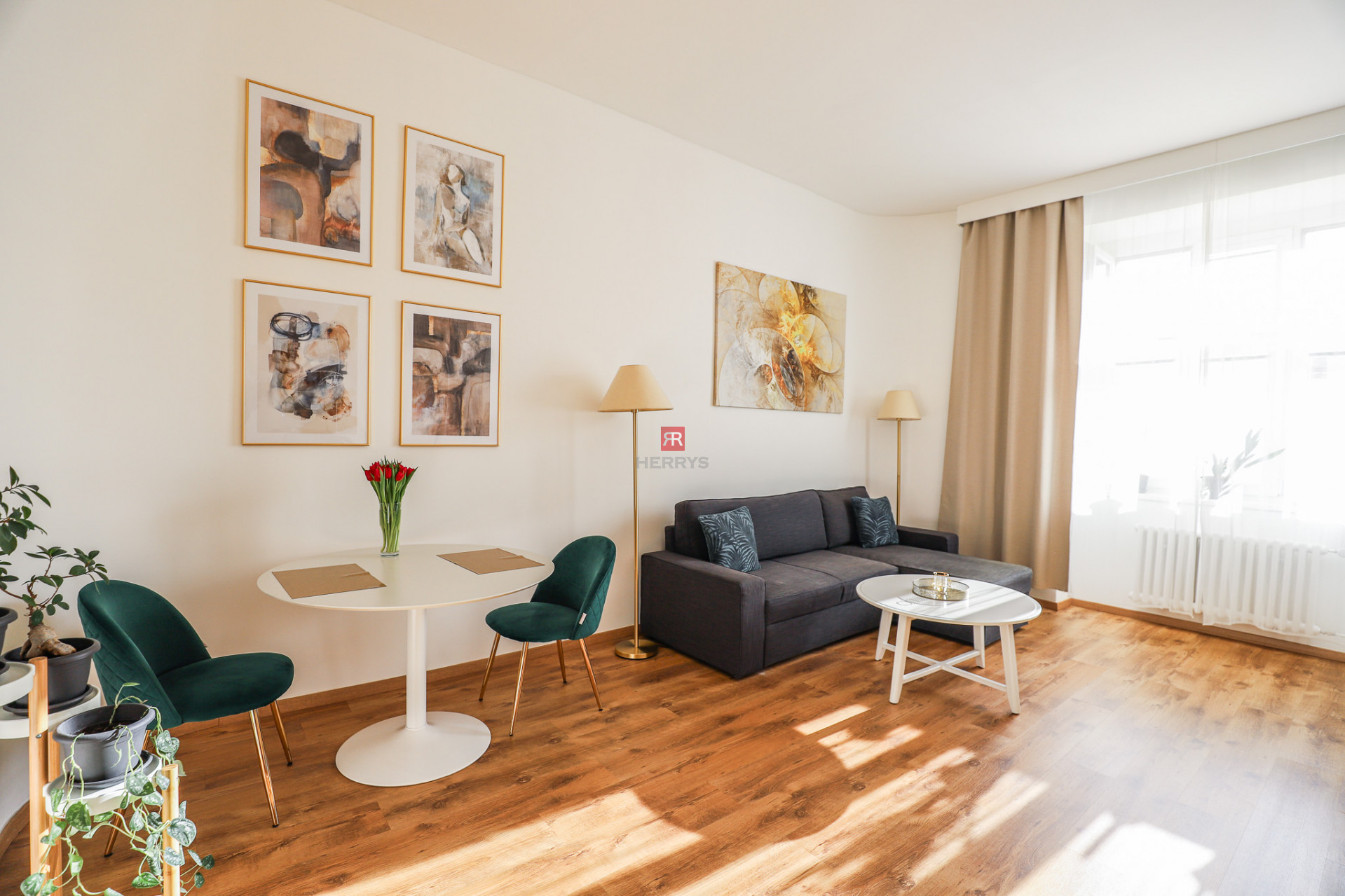 HERRYS - Na prenájom útulný 2 - izbový byt 81m2 v srdci Bratislavy na Gorkého ulici