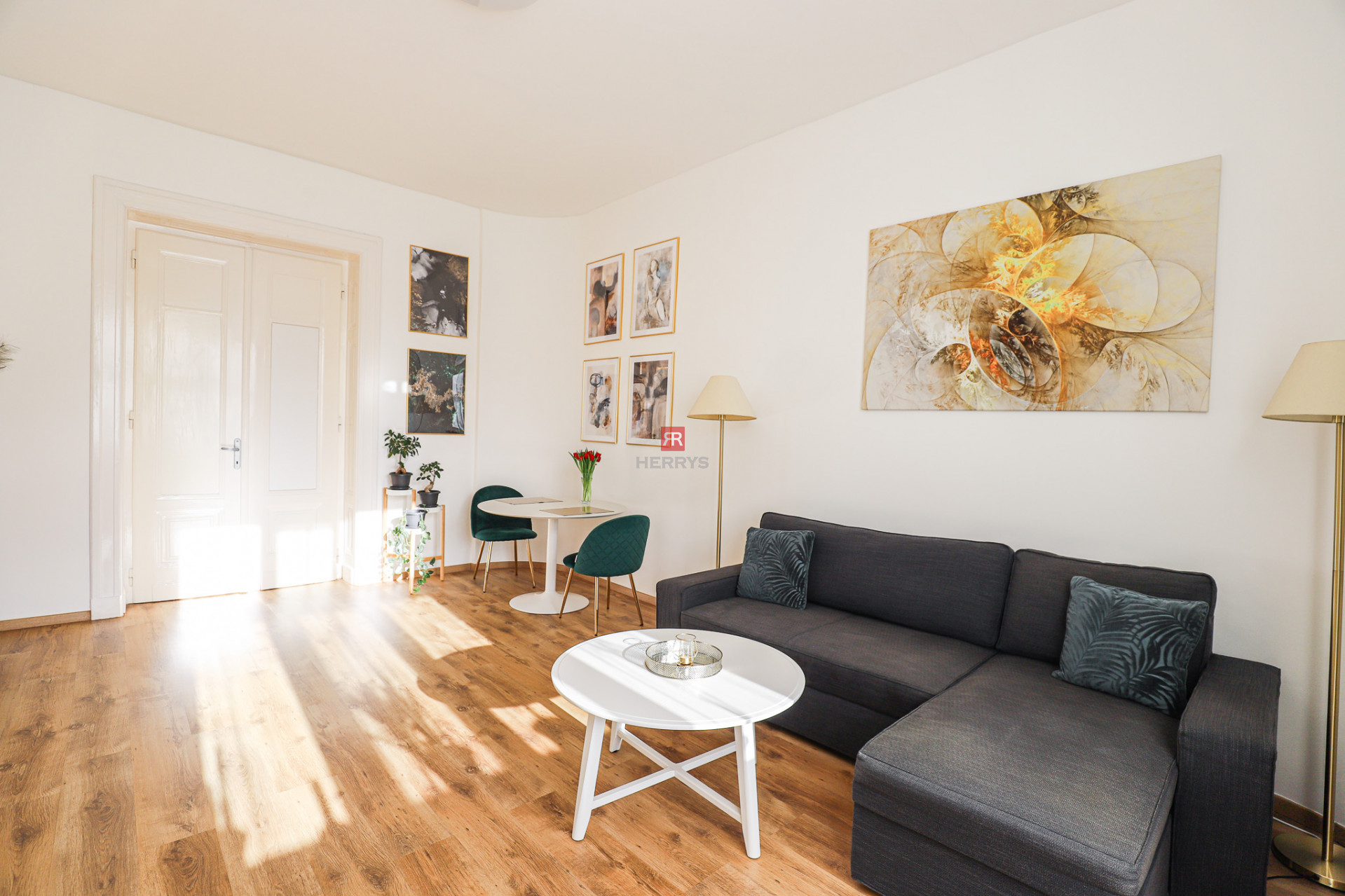 HERRYS - For rent 1-bedroom cozy apartment 81m2 in the heart of BA on Gorkého street