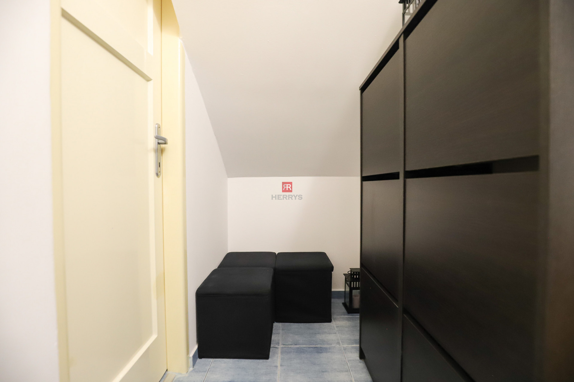 HERRYS - For rent 1-bedroom cozy apartment 81m2 in the heart of BA on Gorkého street