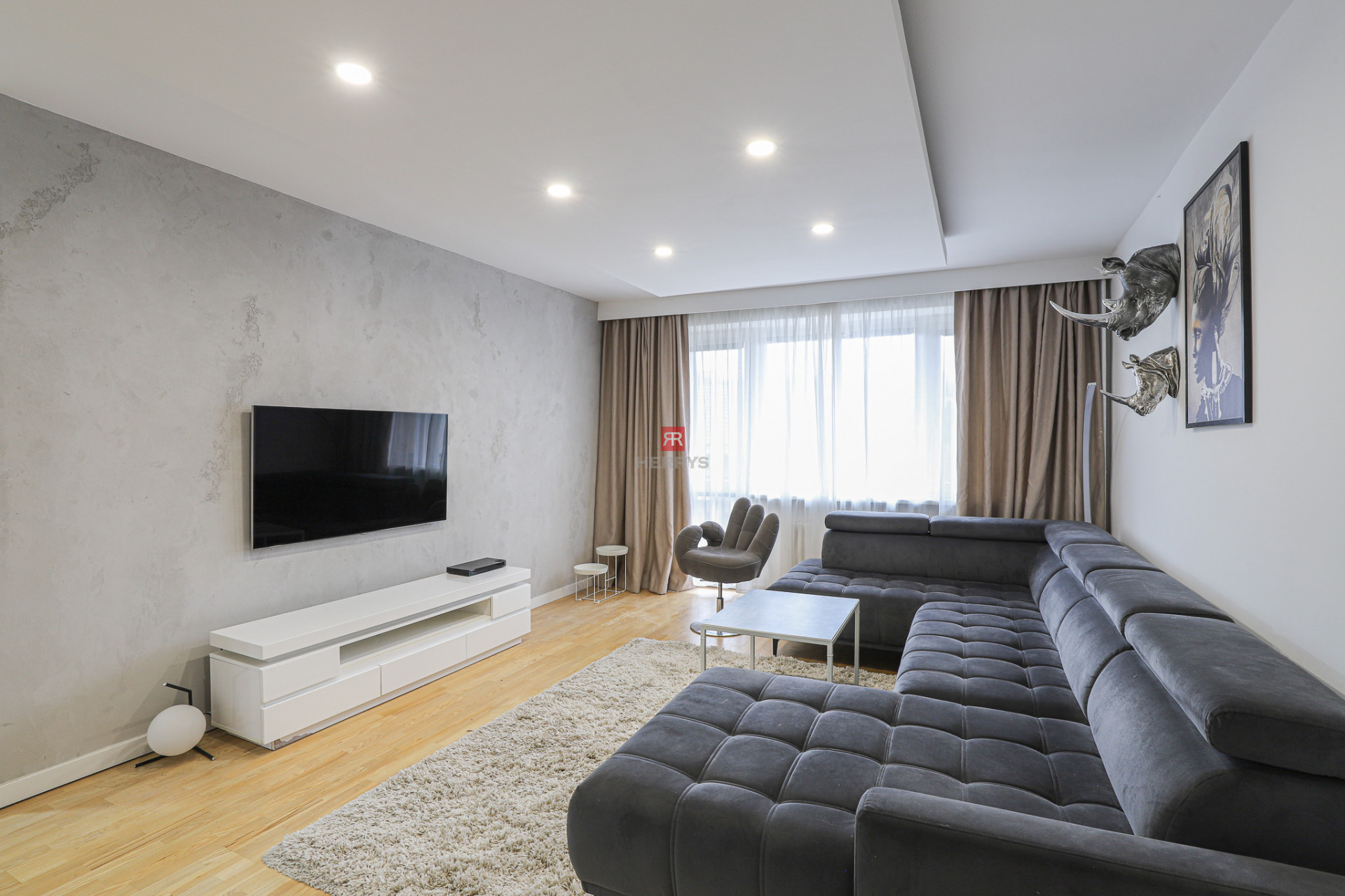 HERRYS - Na prenájom veľký 3 izbový byt 78m2 v blízkosti Horského parku na Kubániho ulici