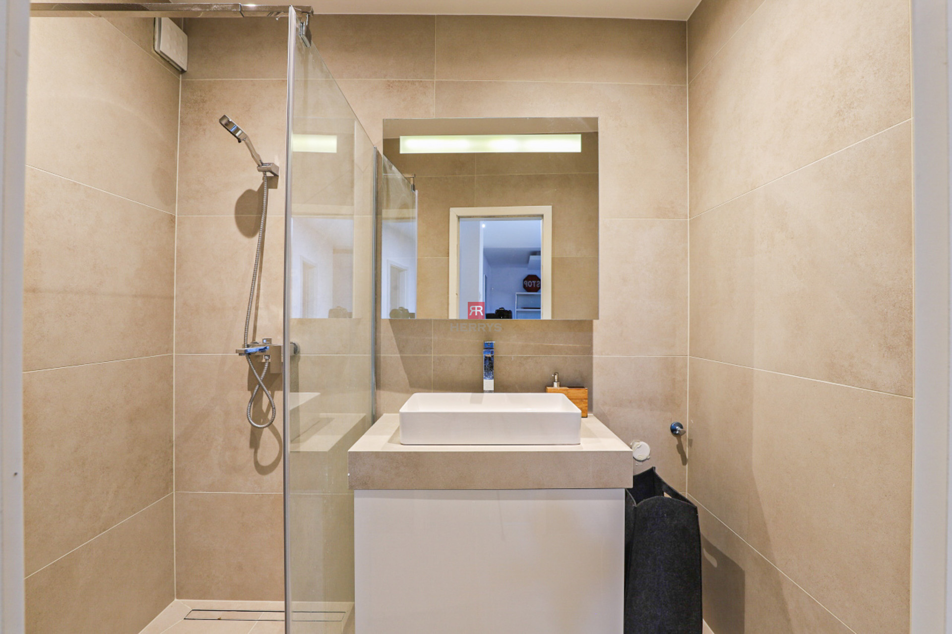 HERRYS - Na prenájom veľký 3 izbový byt 78m2 v blízkosti Horského parku na Kubániho ulici