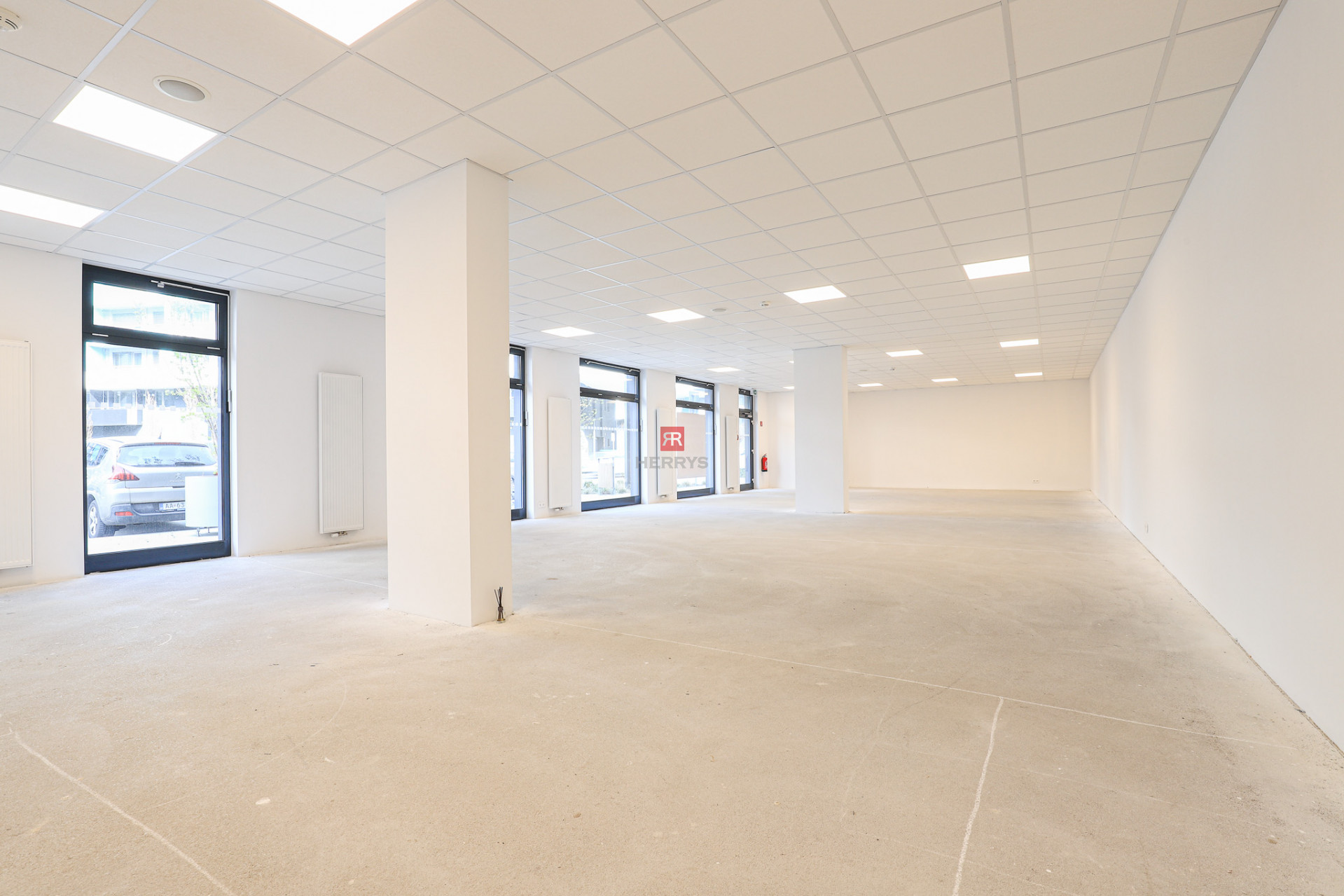 HERRYS - For rent non-residential space on the ground floor with an area of 166 m2 in NUPPU on Nivy