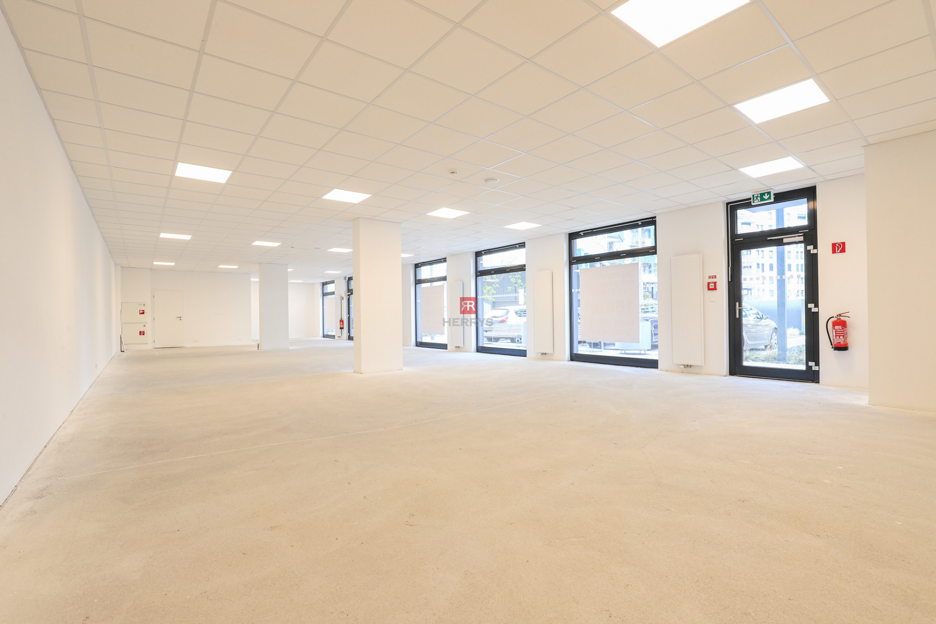 HERRYS - For rent non-residential space on the ground floor with an area of 166 m2 in NUPPU on Nivy