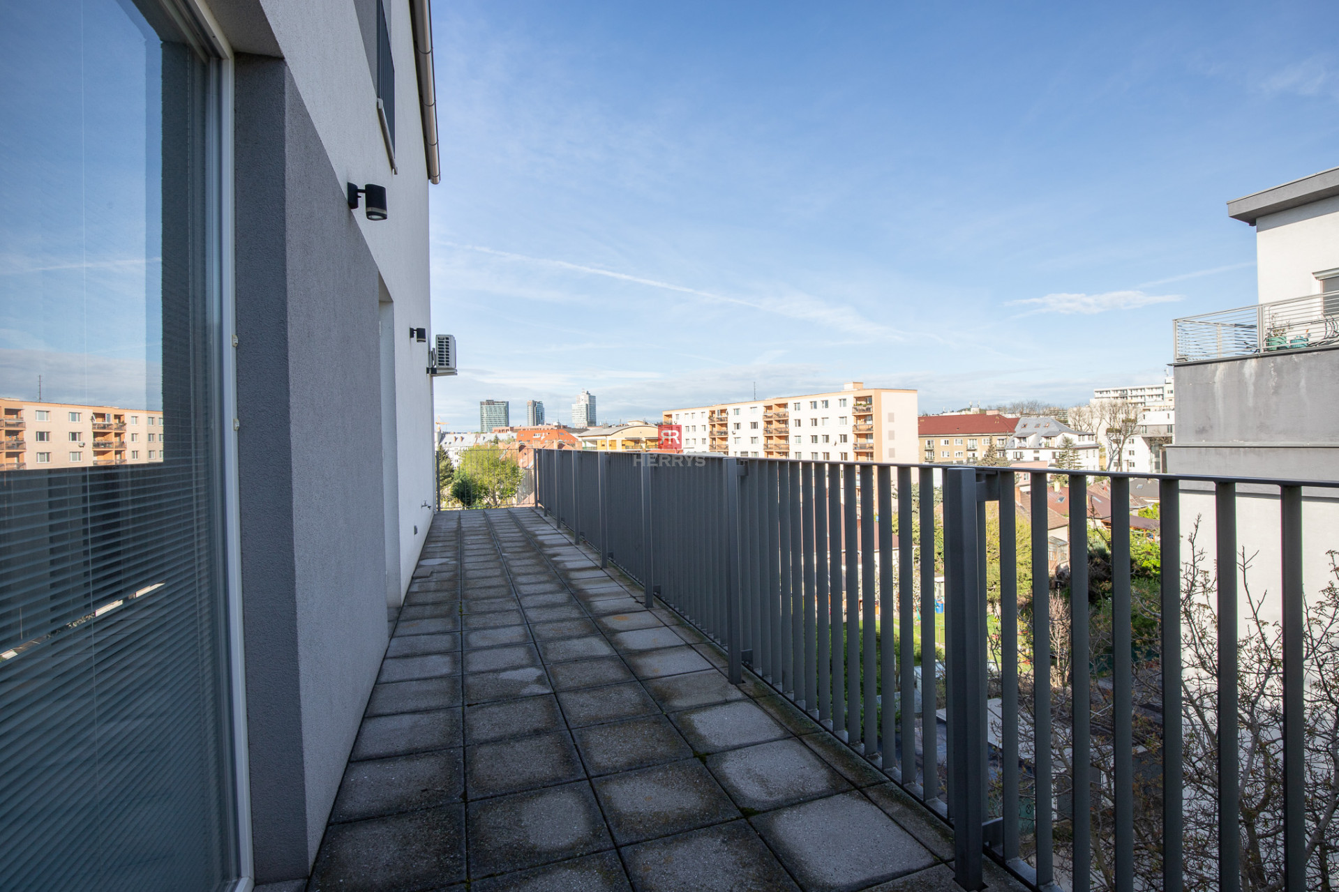 HERRYS - Na prenájom krásny 2 izbový byt v Ružinove na Miletičovej ulici