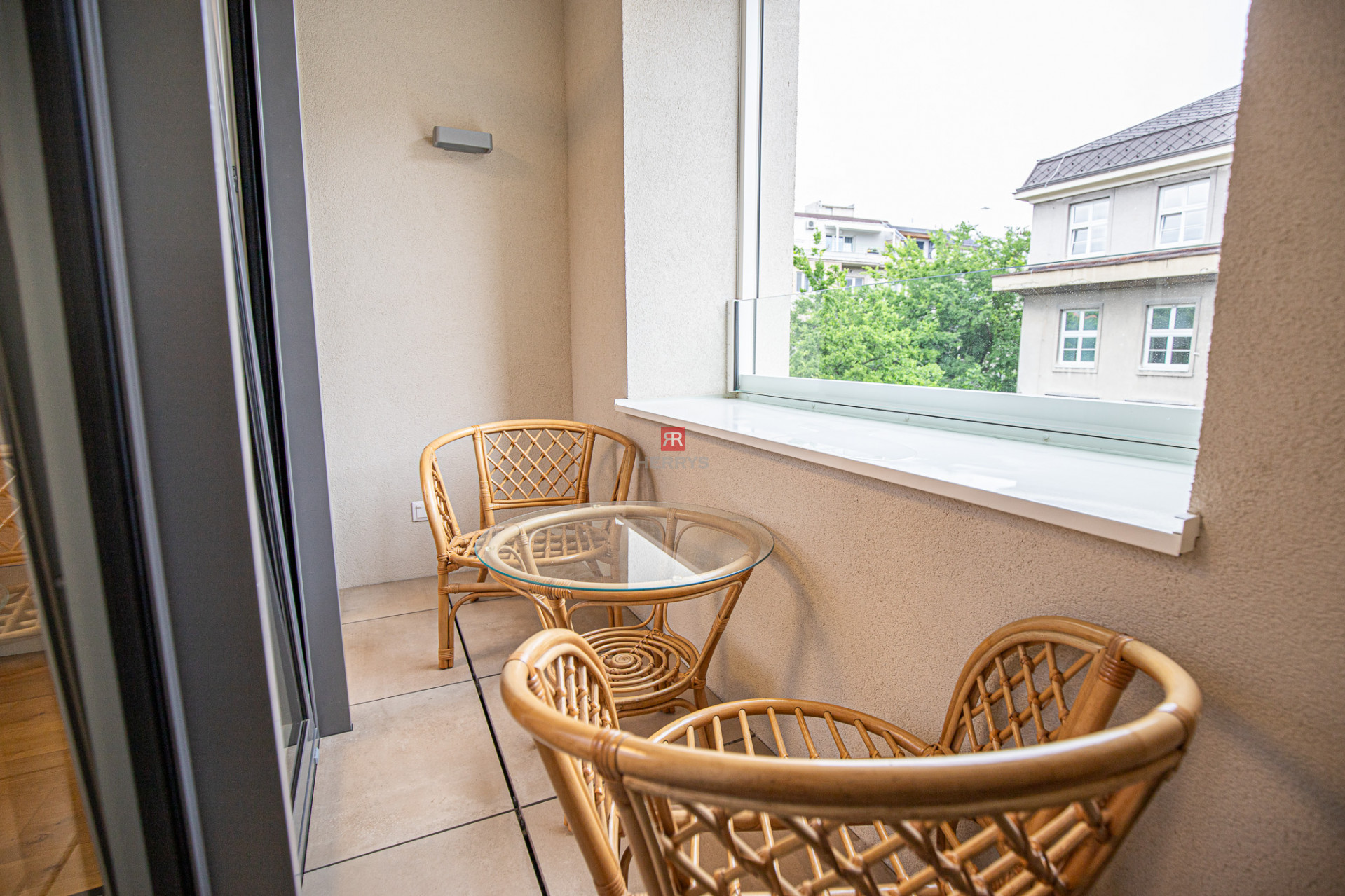 HERRYS - For rent 2 bedroom apartment in Bezručova with a possibility of a charging parking place