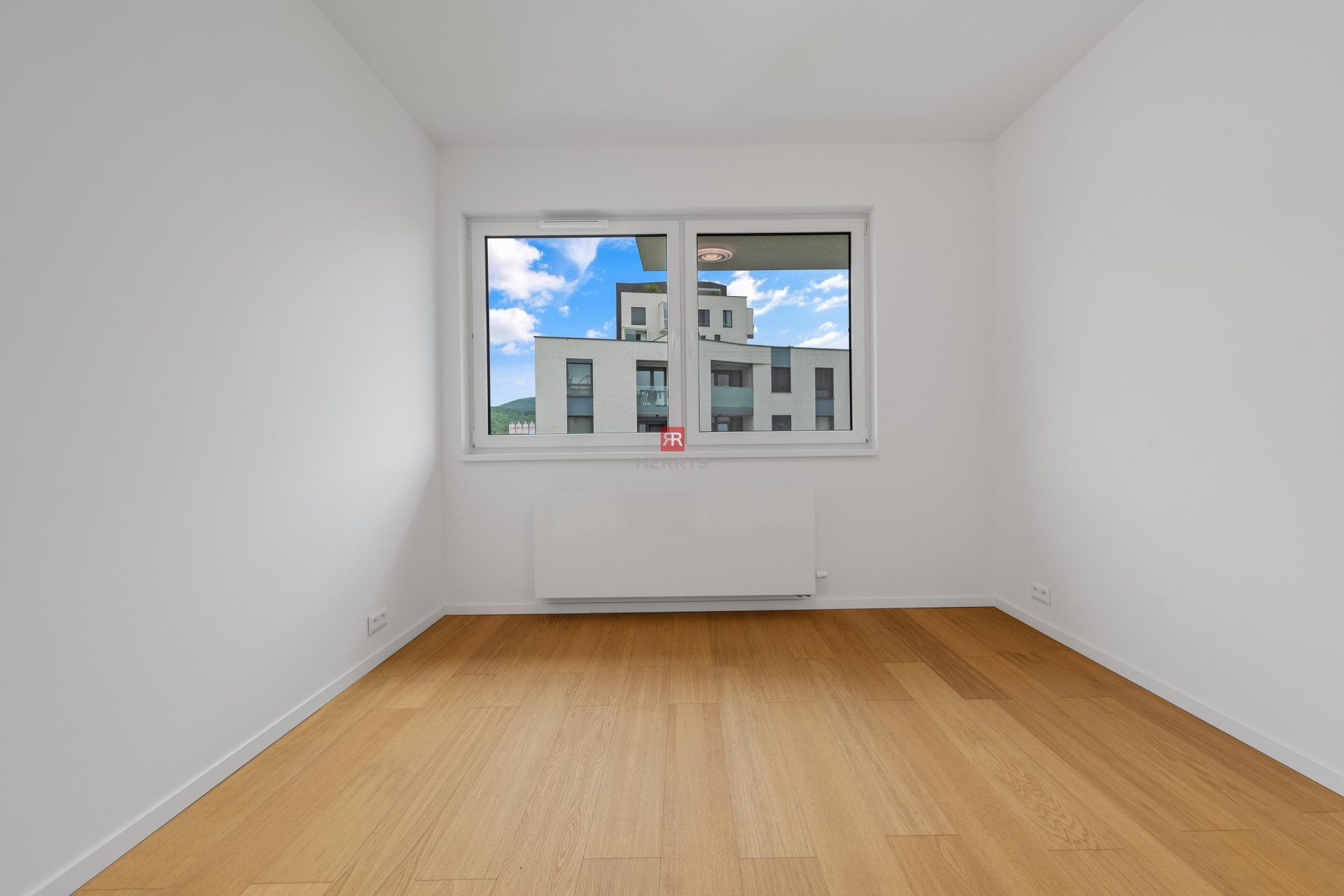 HERRYS - exkluzívne na prenájom nový 4 izbový byt s 2 parkovacími miestami v Dúbravke