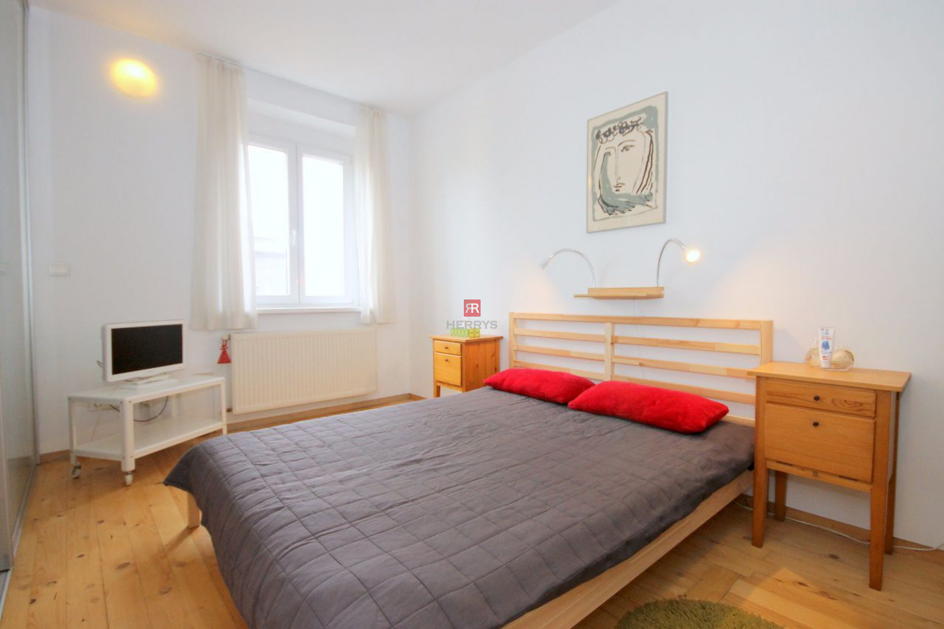 HERRYS - For rent 2-bedroom apartment near Šafárik Square, with a view of the Blue Church