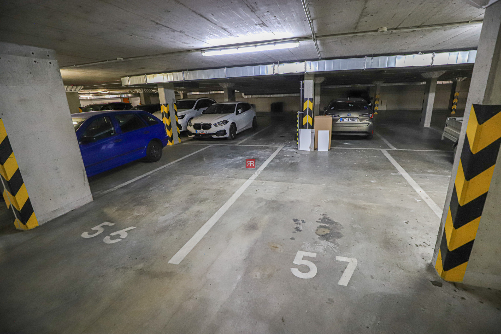 HERRYS - Na prenájom príjemný klimatizovaný 2 izbový byt v Perle Ružinova, parking&nbsp;