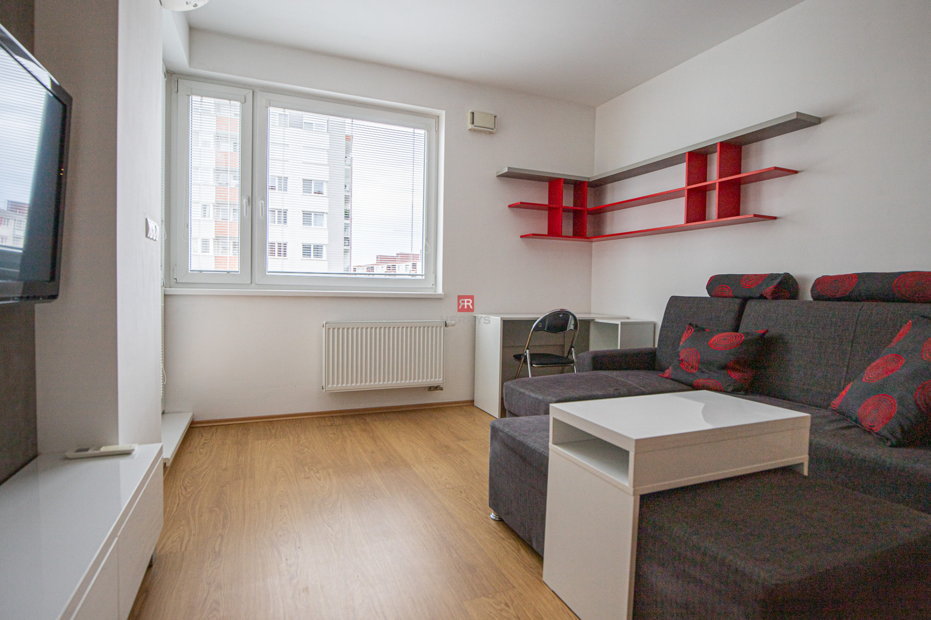 HERRYS - Na prenájom príjemný klimatizovaný 2 izbový byt v Perle Ružinova, parking&nbsp;