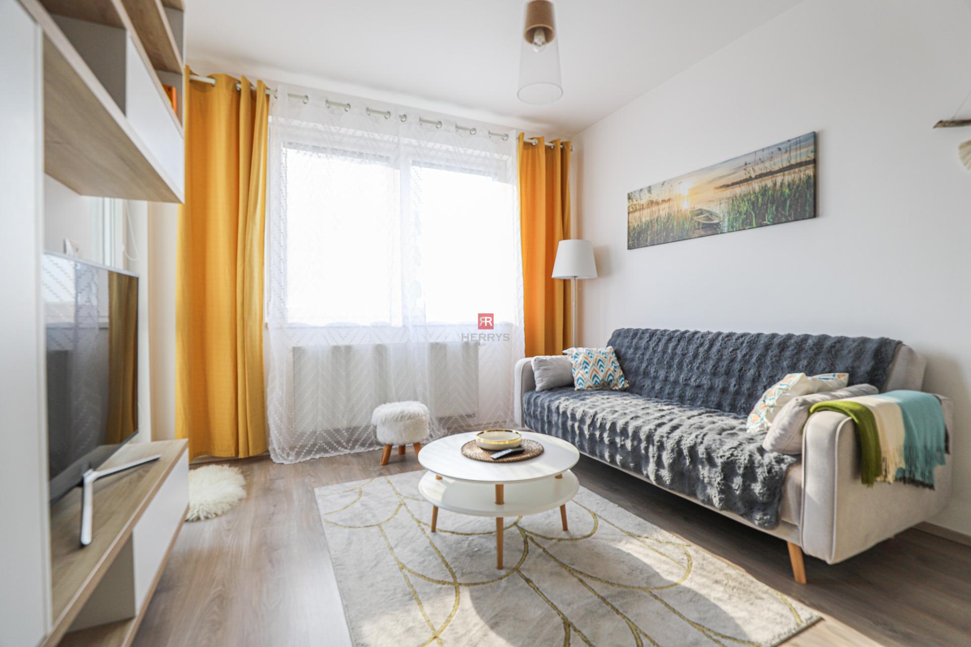 HERRYS - Pleasant air-conditioned 2-room apartment with parking space for rent in Perla Ružinova