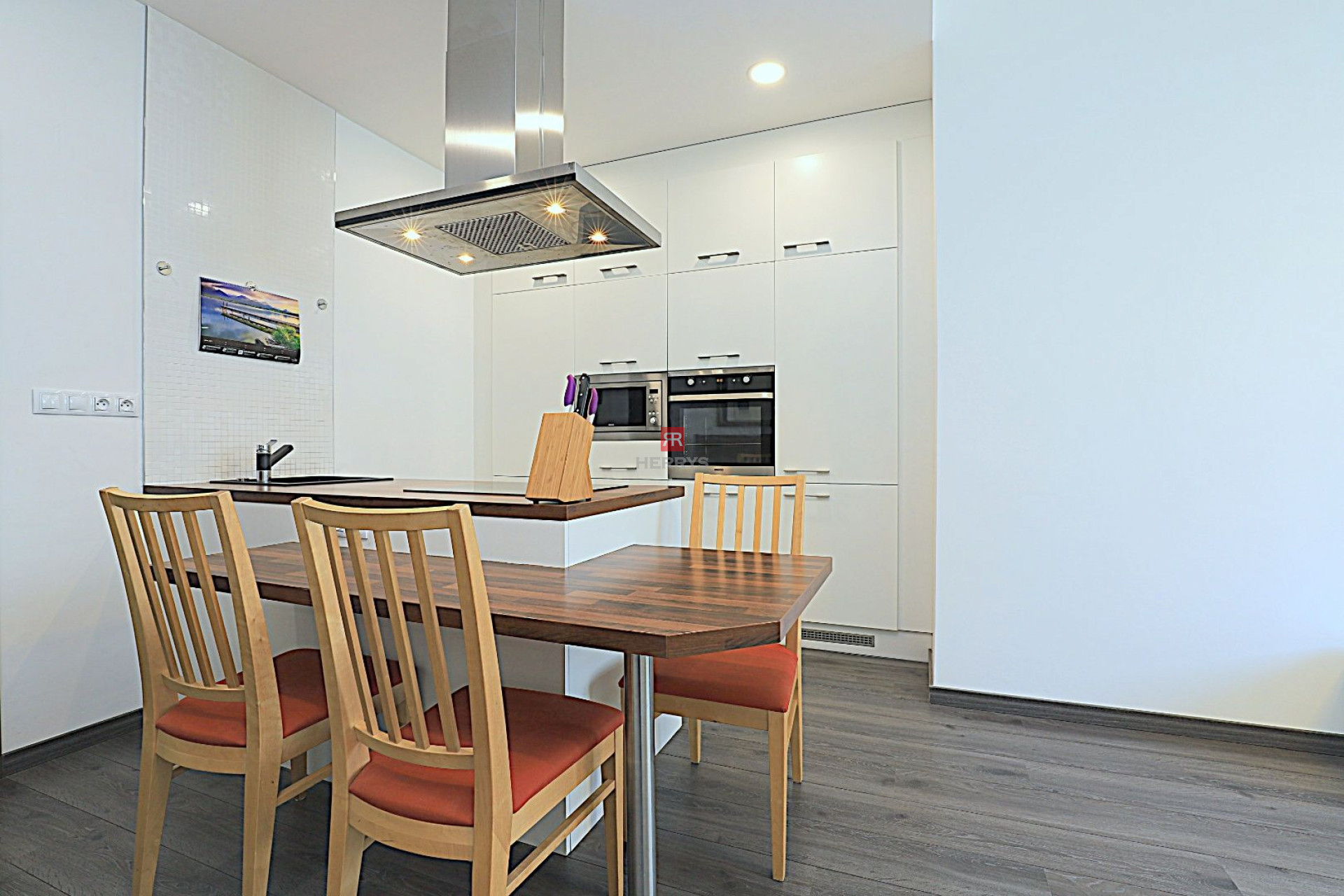 HERRYS - For rent 2&nbsp;bedroom apartment on Cernysevskeho street in Petrzalka with parking