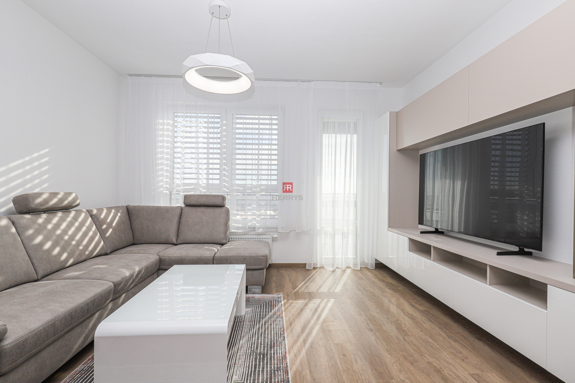 HERRYS - Na prenájom úplne nový 4 izbový byt v projekte Rínok Rača