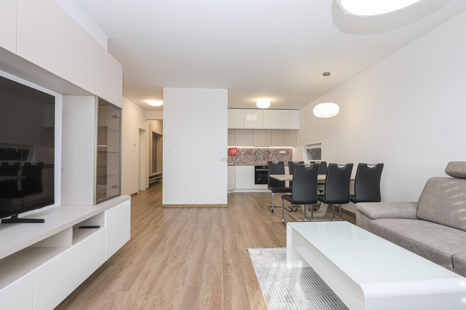 HERRYS - Na prenájom nový 4 izbový byt v projekte Rínok Rača