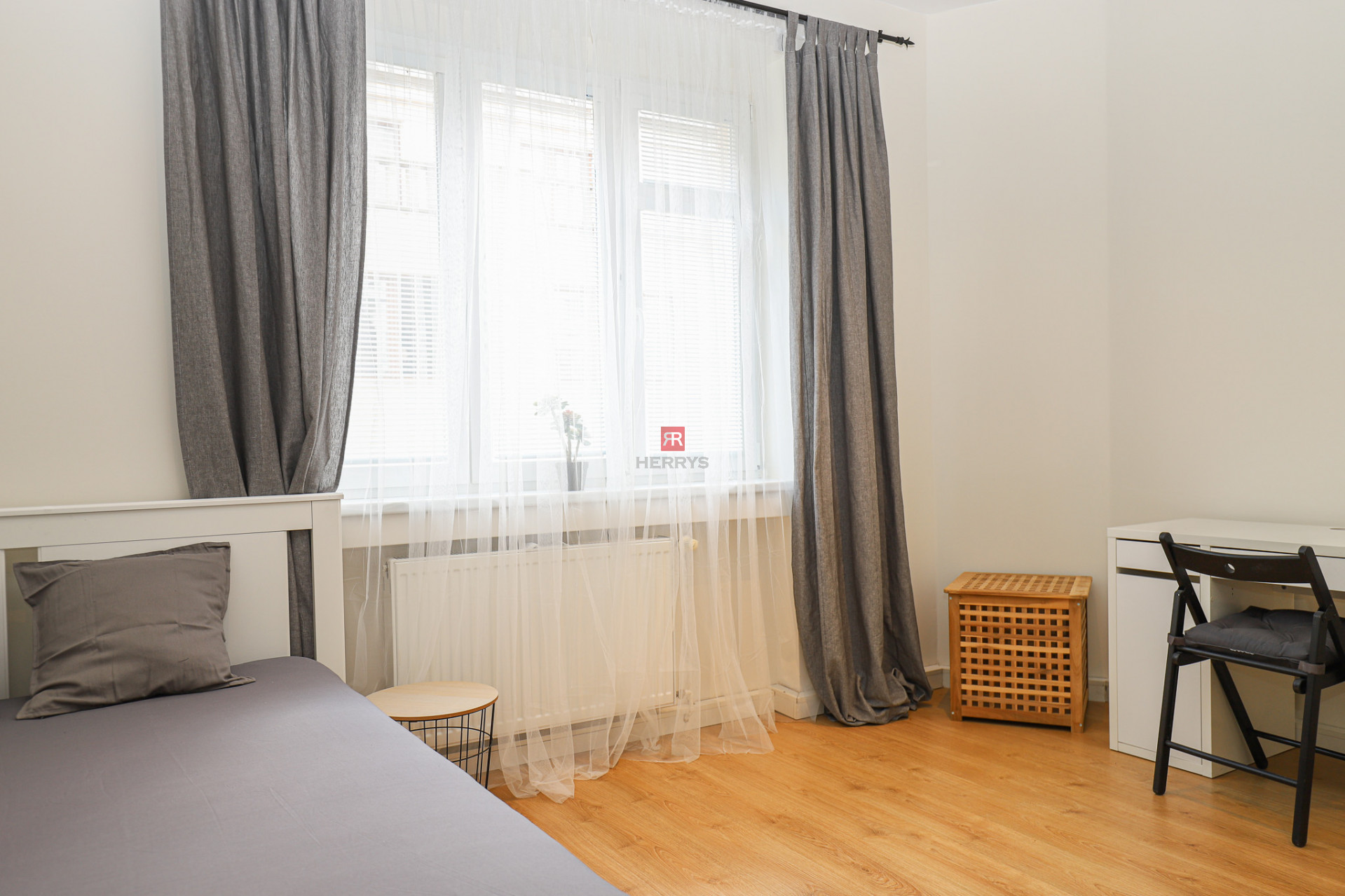 HERRYS - Prenájom zariadeného 2-izbového bytu v historickom centre Starého Mesta