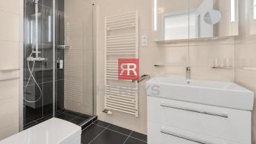 HERRYS – Na predaj luxusný 4-izbový byt s terasou, 2 balkónmi a parkovaním v Rezidencii Sokolská