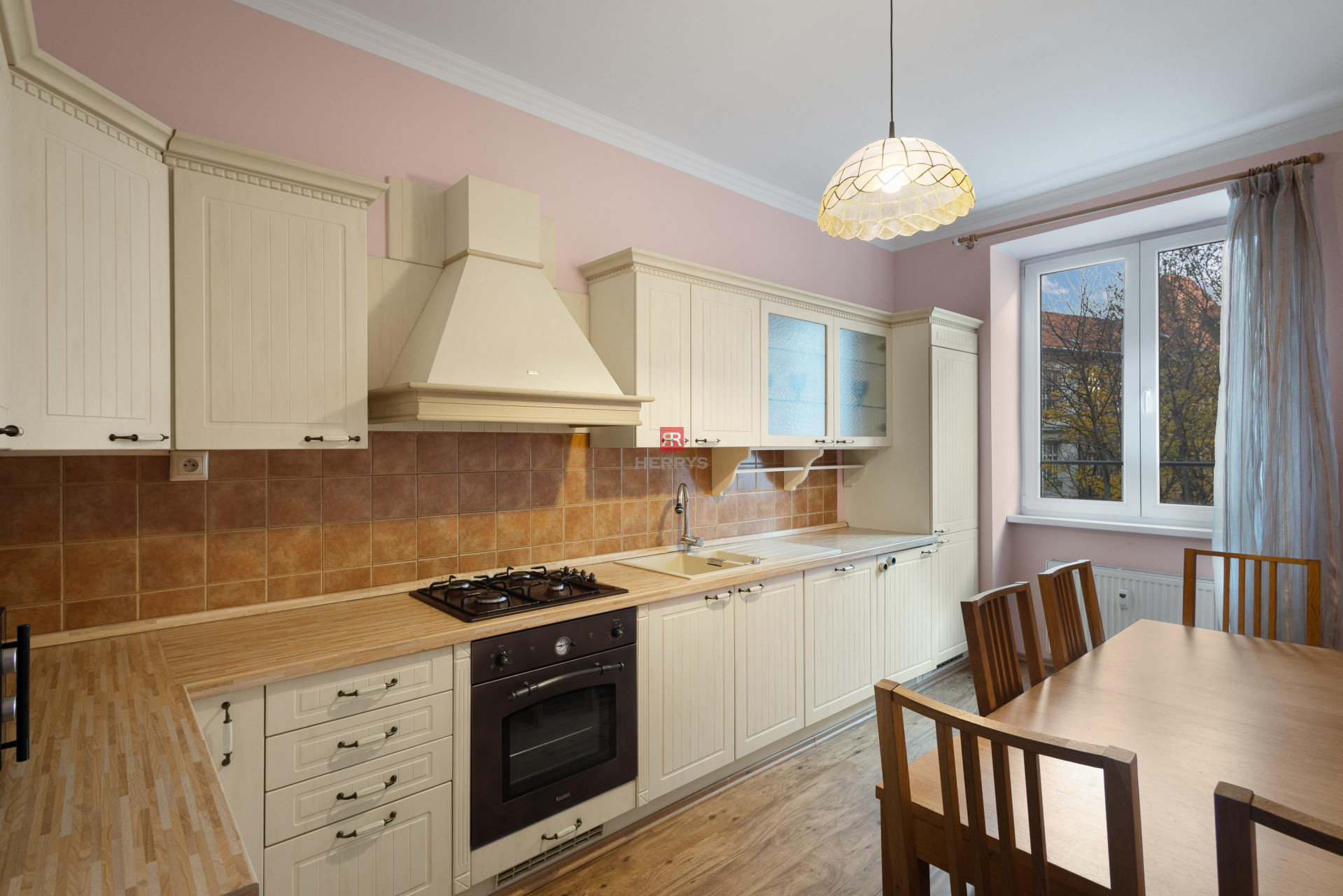 HERRYS - Spacious 2-room apartment for sale on the Danube waterfront