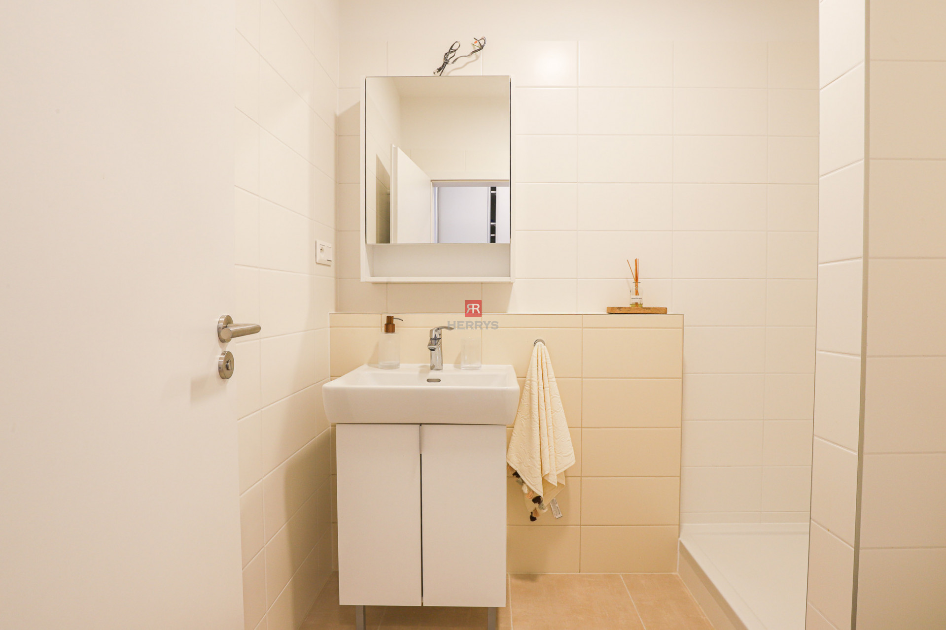 HERRYS - 1.5 bedroom apartment for rent in NUPPU project